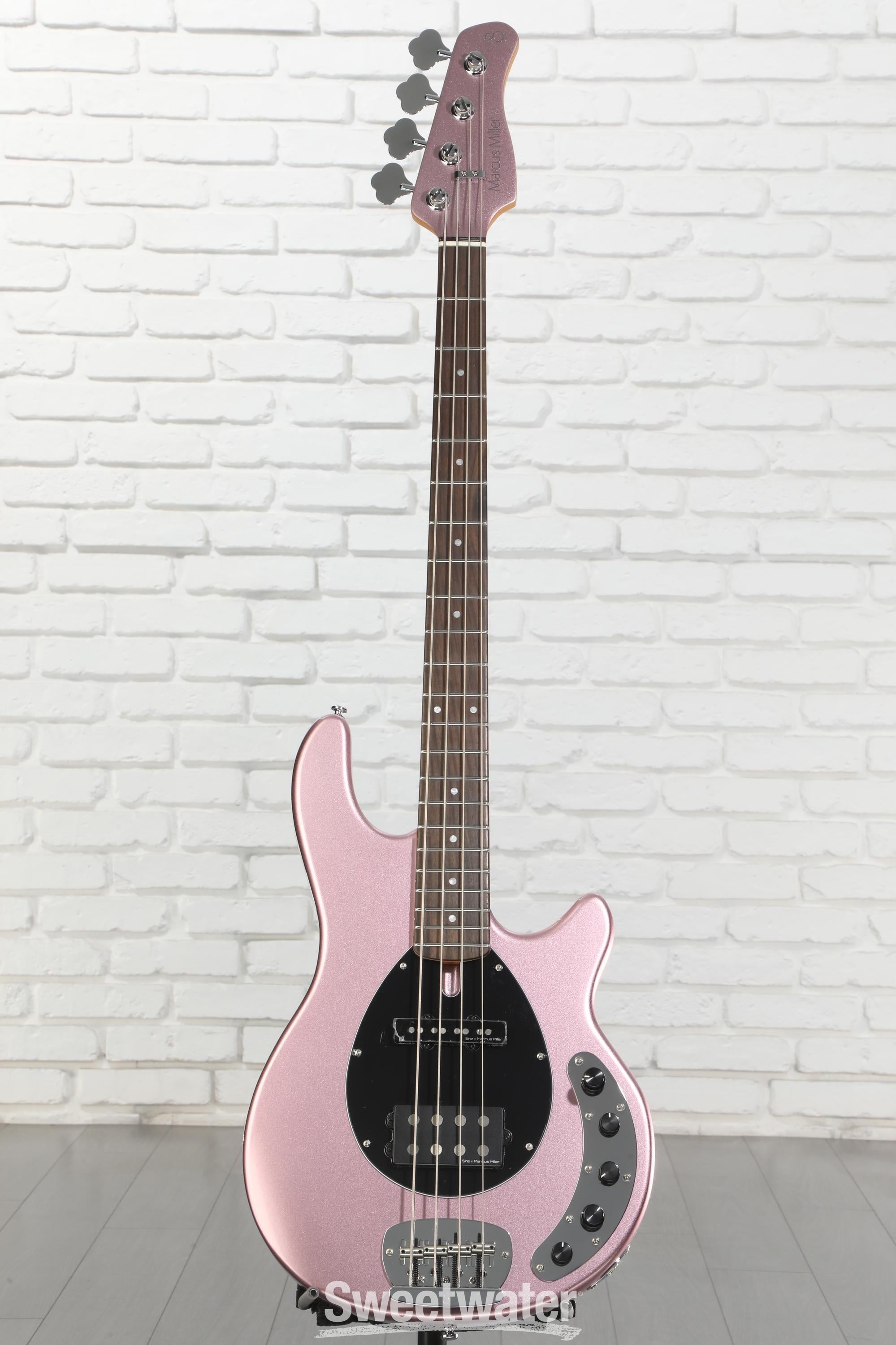 Sire Z7 エレキベース ピンク Bass Sire Marcus Miller Z7 Bass Guitar - Burgundy | Sweetwater