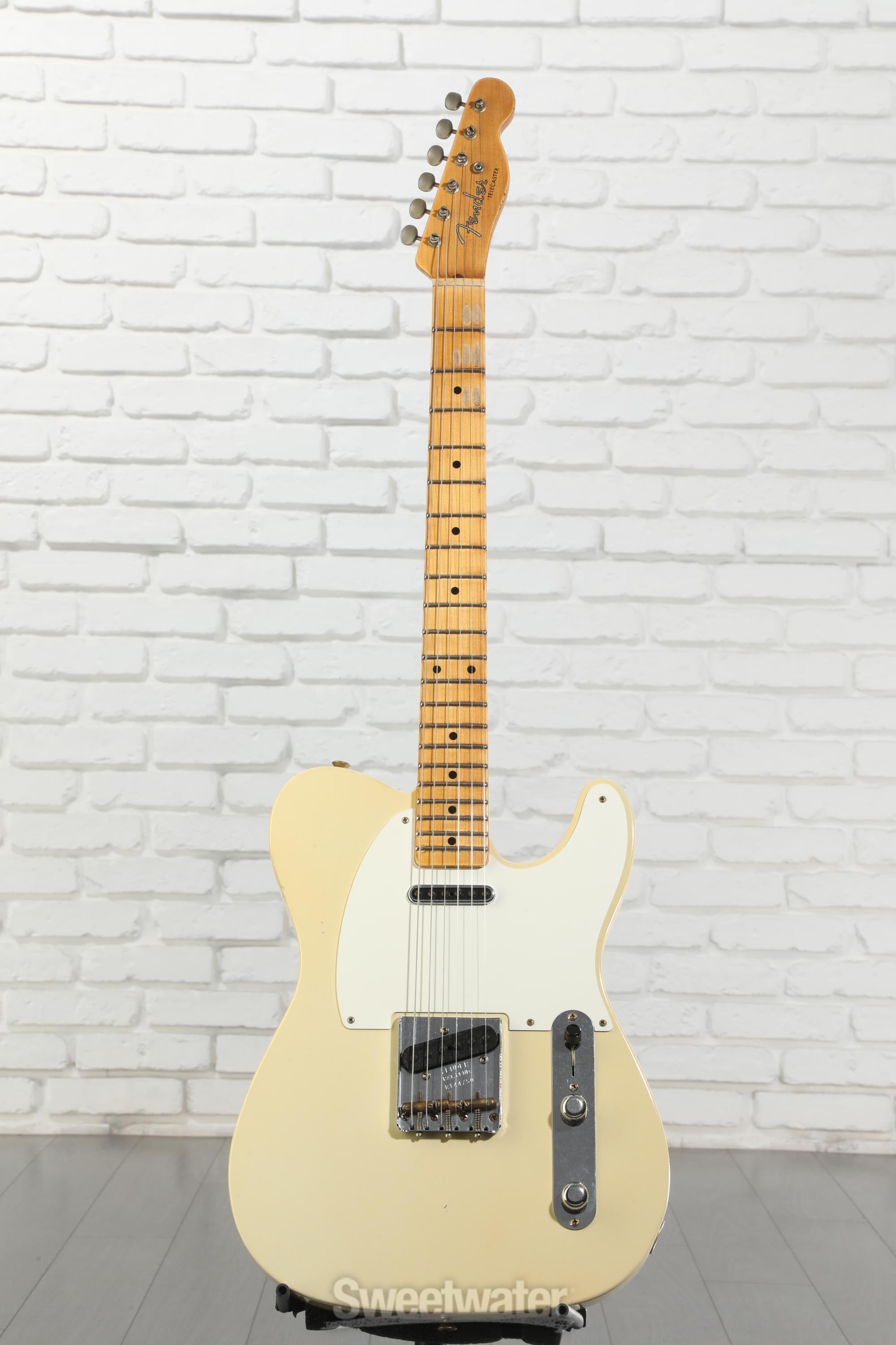 Fender Custom Shop Limited-edition Tomatillo Tele Journeyman Relic