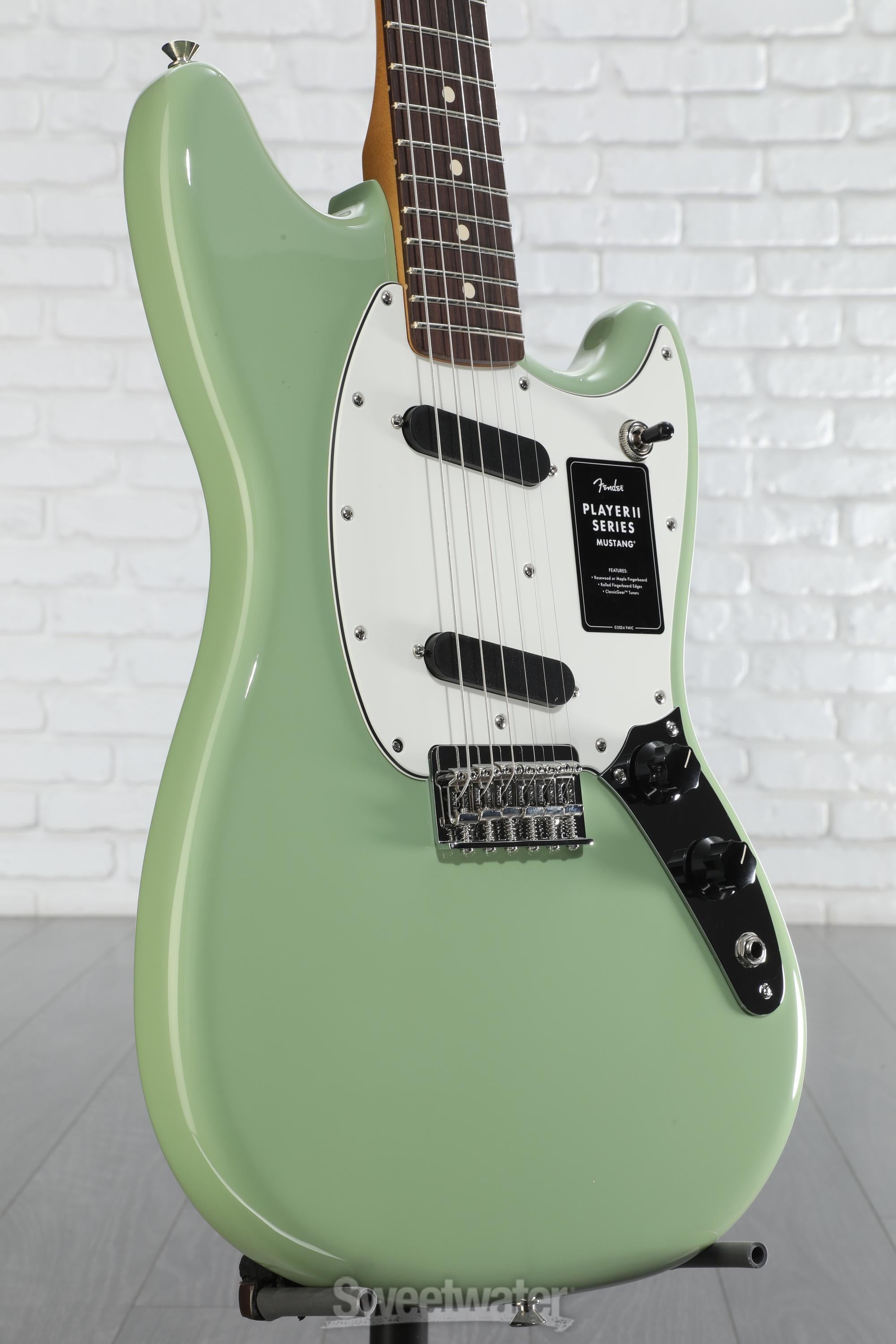 Fender Player II Mustang - Birch Green with Rosewood Fingerboard
