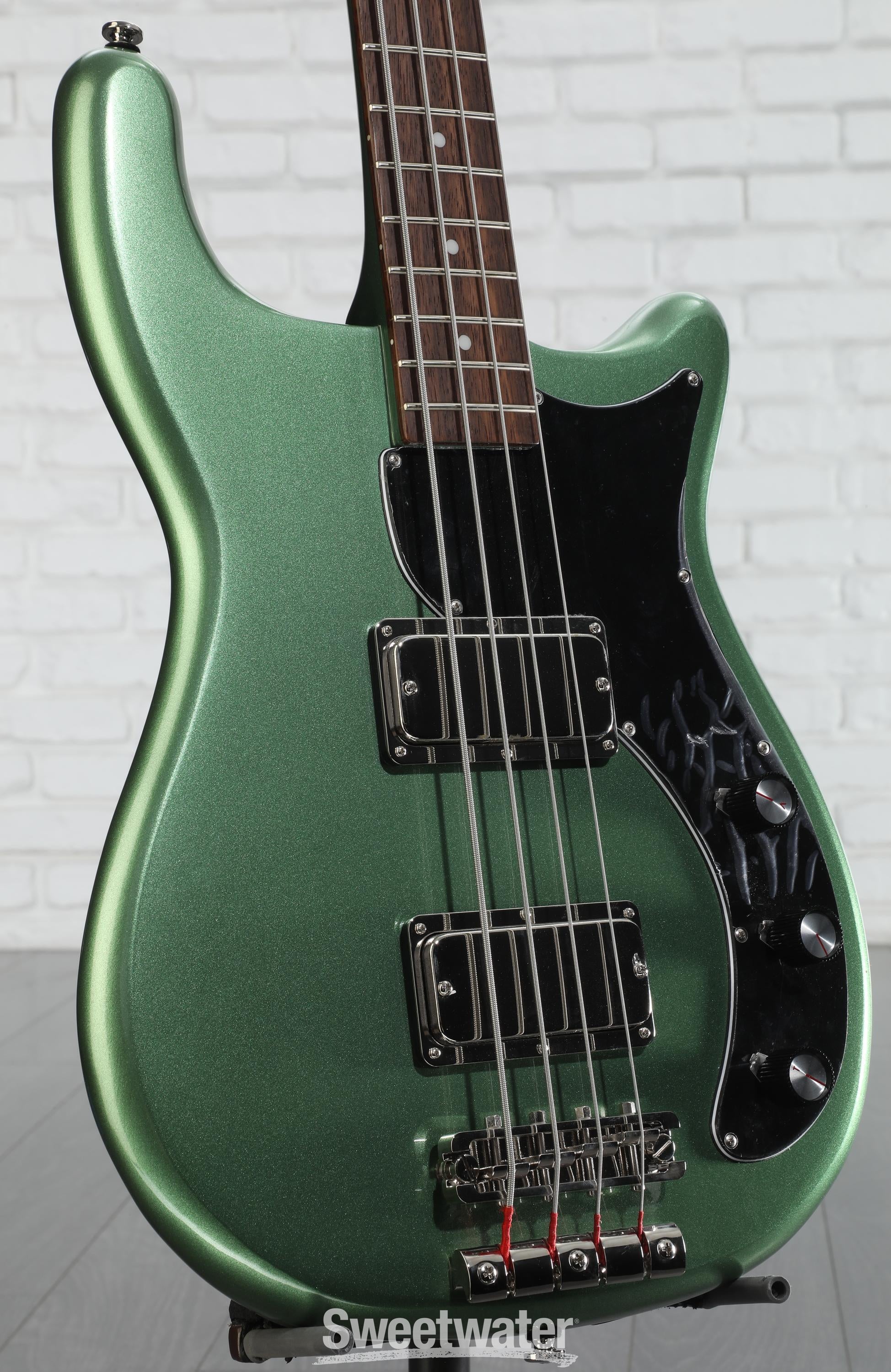 Epiphone Embassy Bassエレキベース グリーン Epiphone Embassy Bass Guitar - Wanderlust Green Metallic