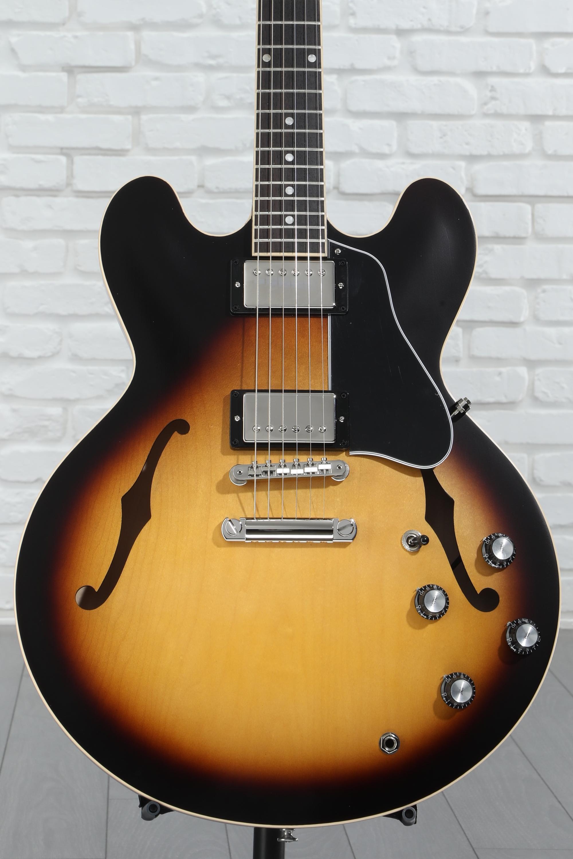 Gibson ES-335 Satin Cherry 2011 | The Music Zoo