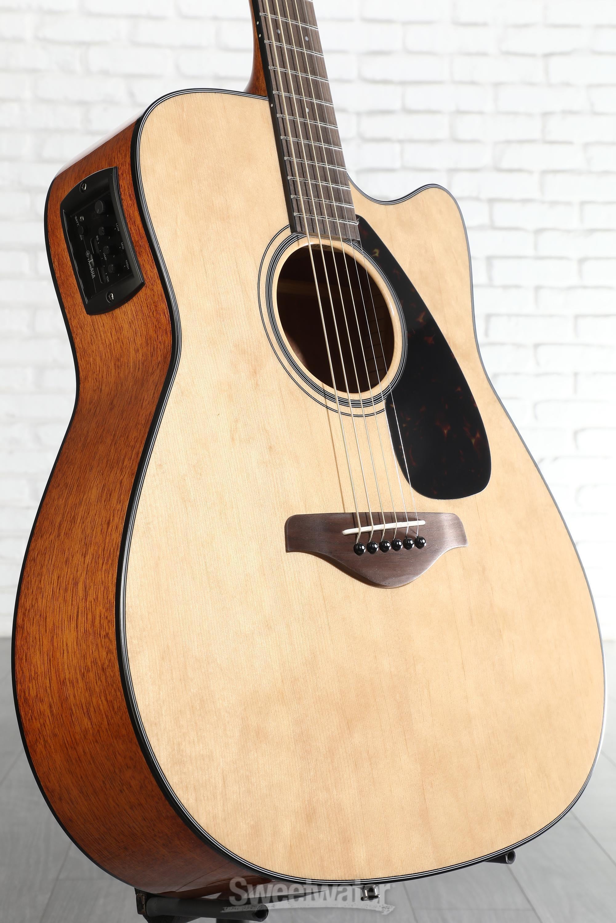 Photo of Yamaha FGX800C Dreadnought Cutaway Acoustic-electric Guitar - Natural