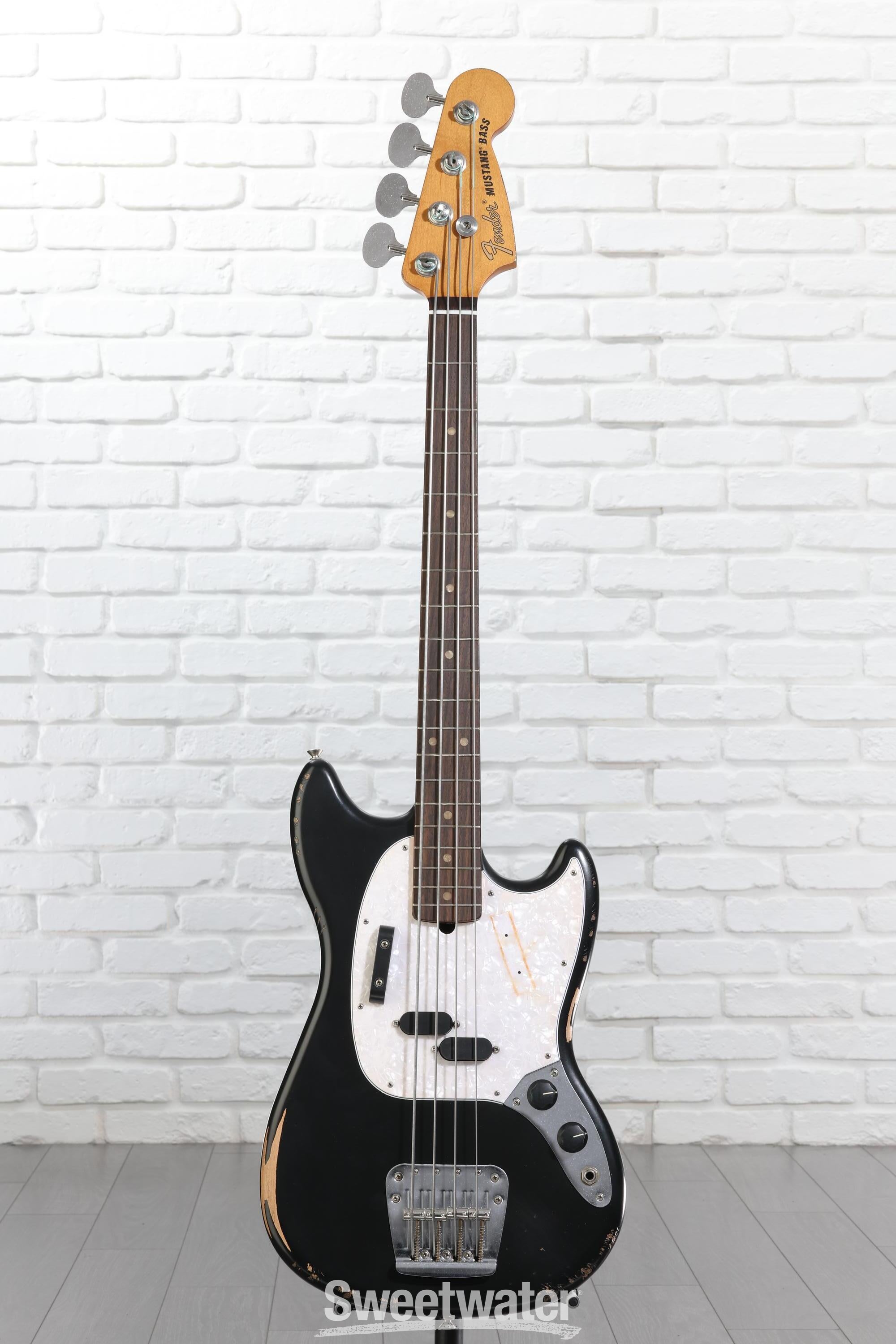 Fender JMJ Road Worn Mustang Bass - Black Reviews | Sweetwater