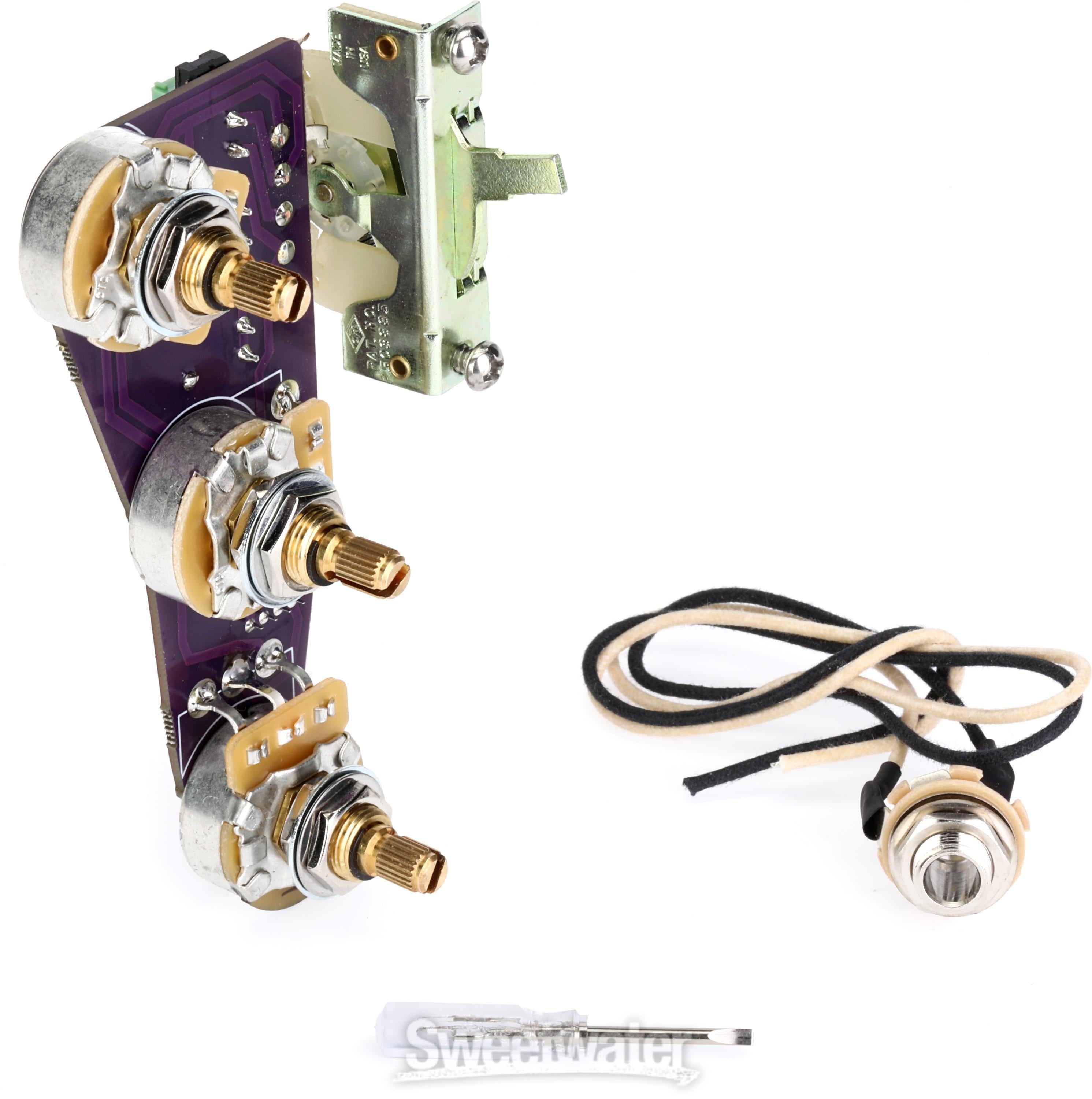 Fender SONORAN S NUT(ハードケース付属) Fender Sonoran S Nut Hard Case Included Safe delivery from