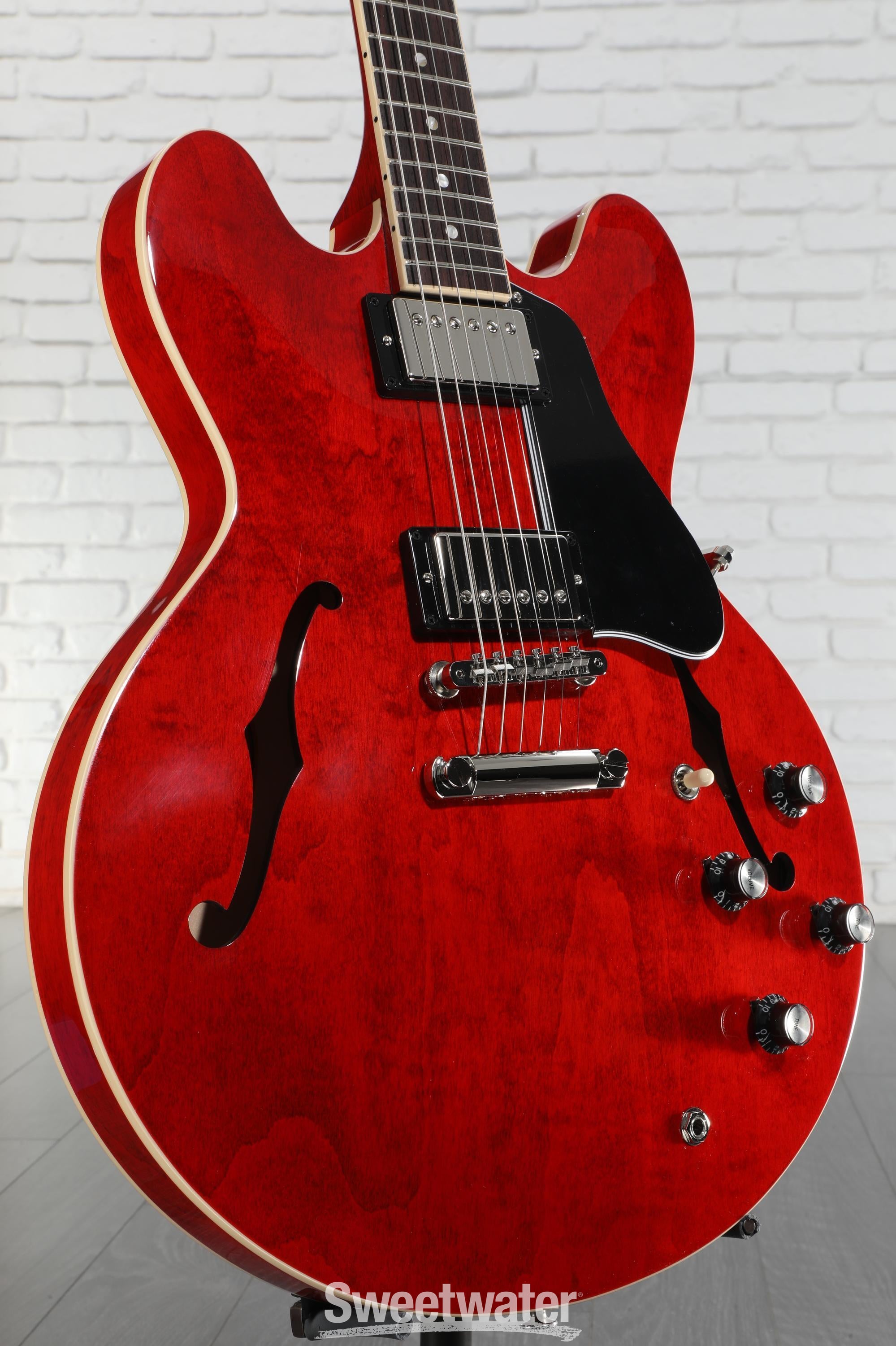Maple Semi-hollowbody Guitars - Sweetwater