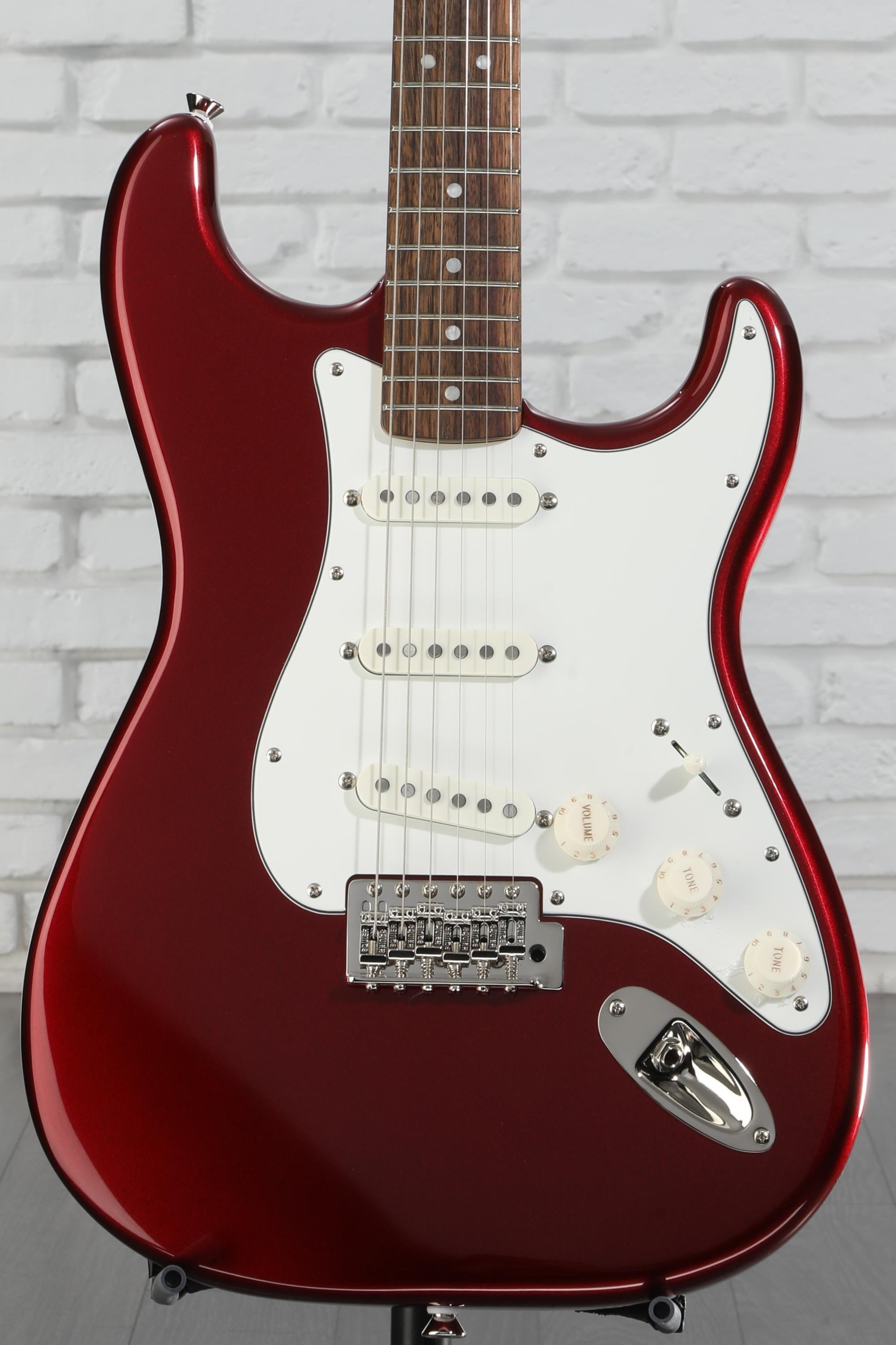 Squier Classic Vibe '60s Stratocaster - Candy Apple Red