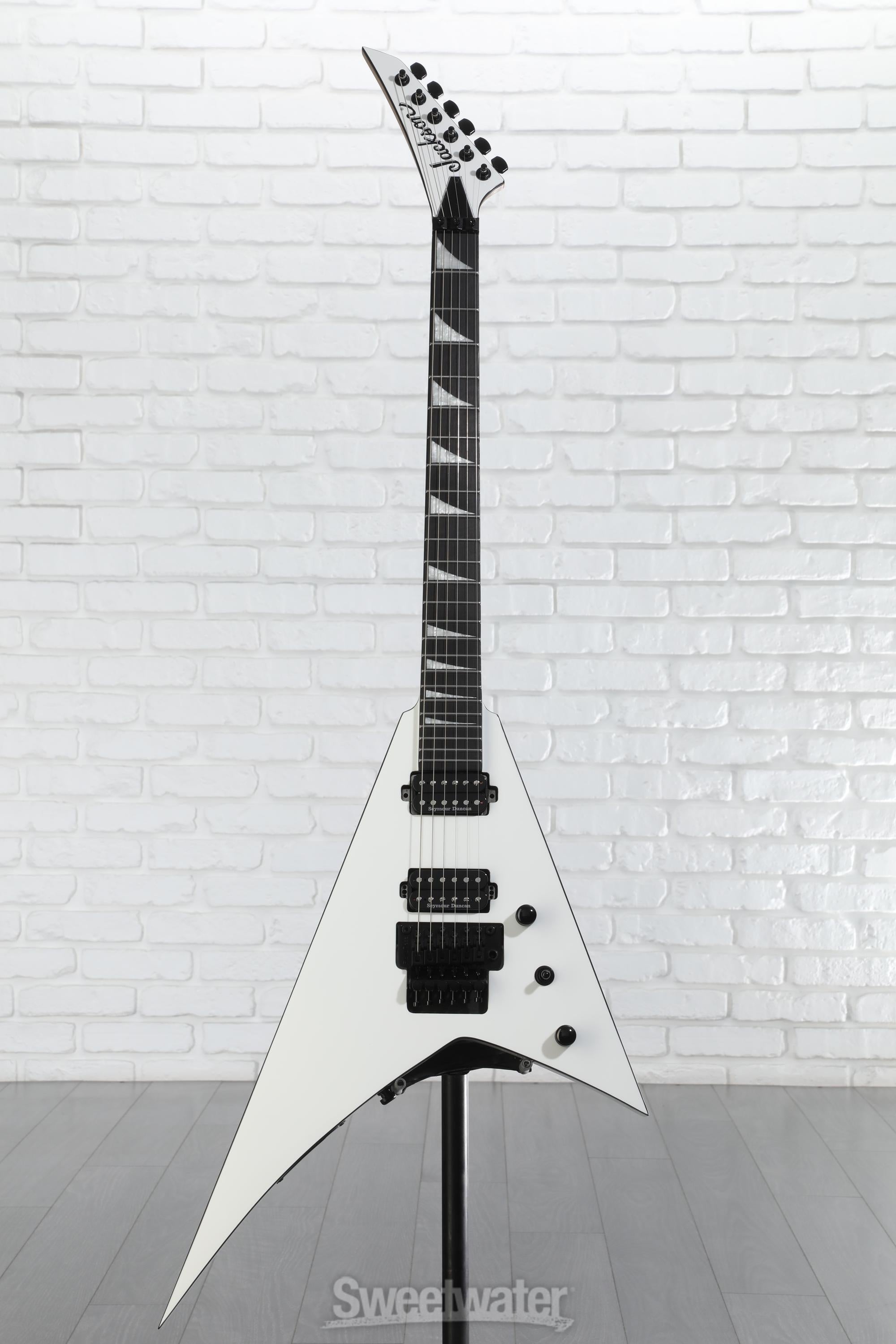 ギター Jackson RR24 Snow white Jackson Pro Plus Series RR24 Rhoads Electric Guitar - Snow