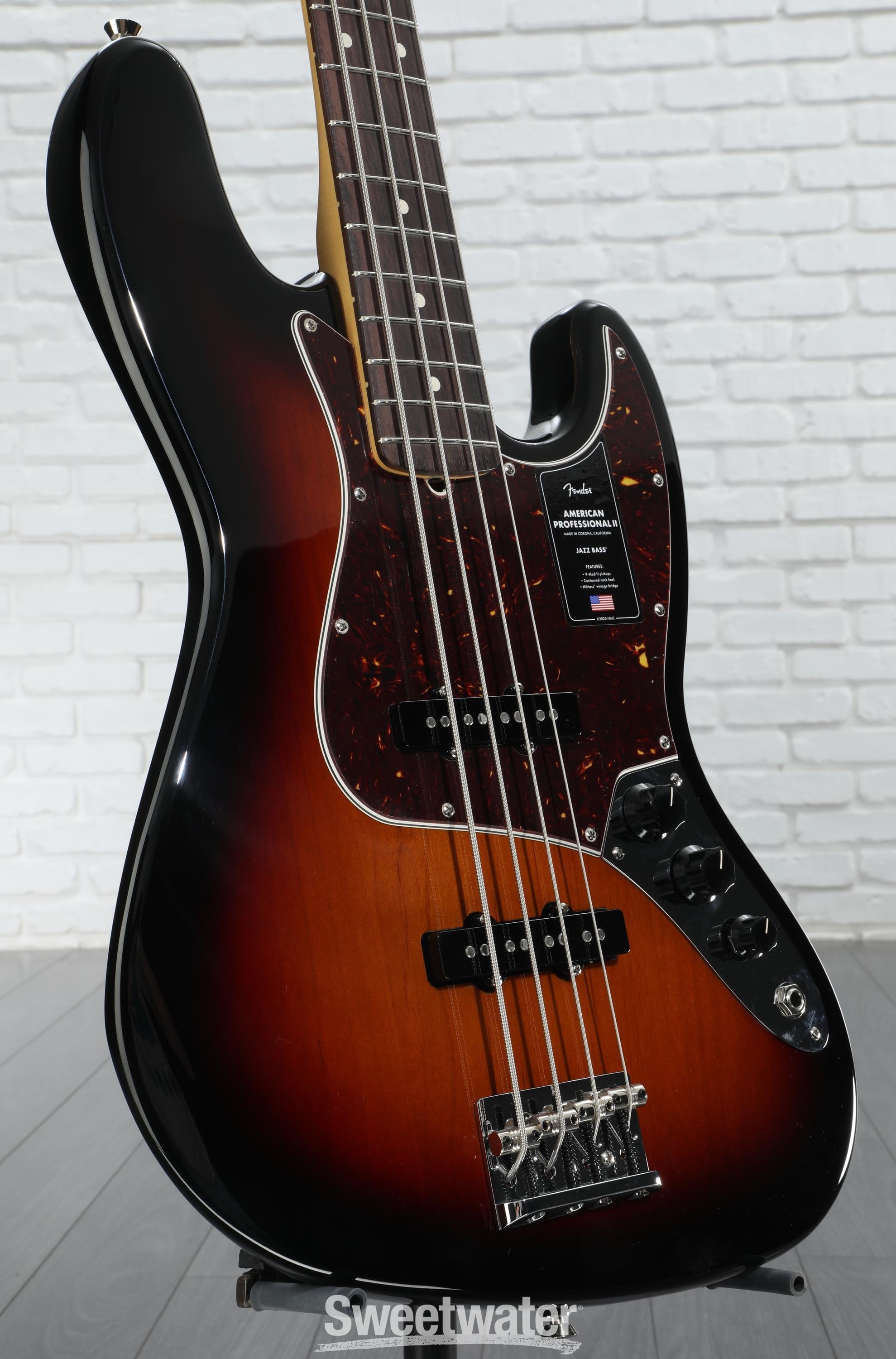 Fender Jazz 4-string Bass Guitars - Sweetwater