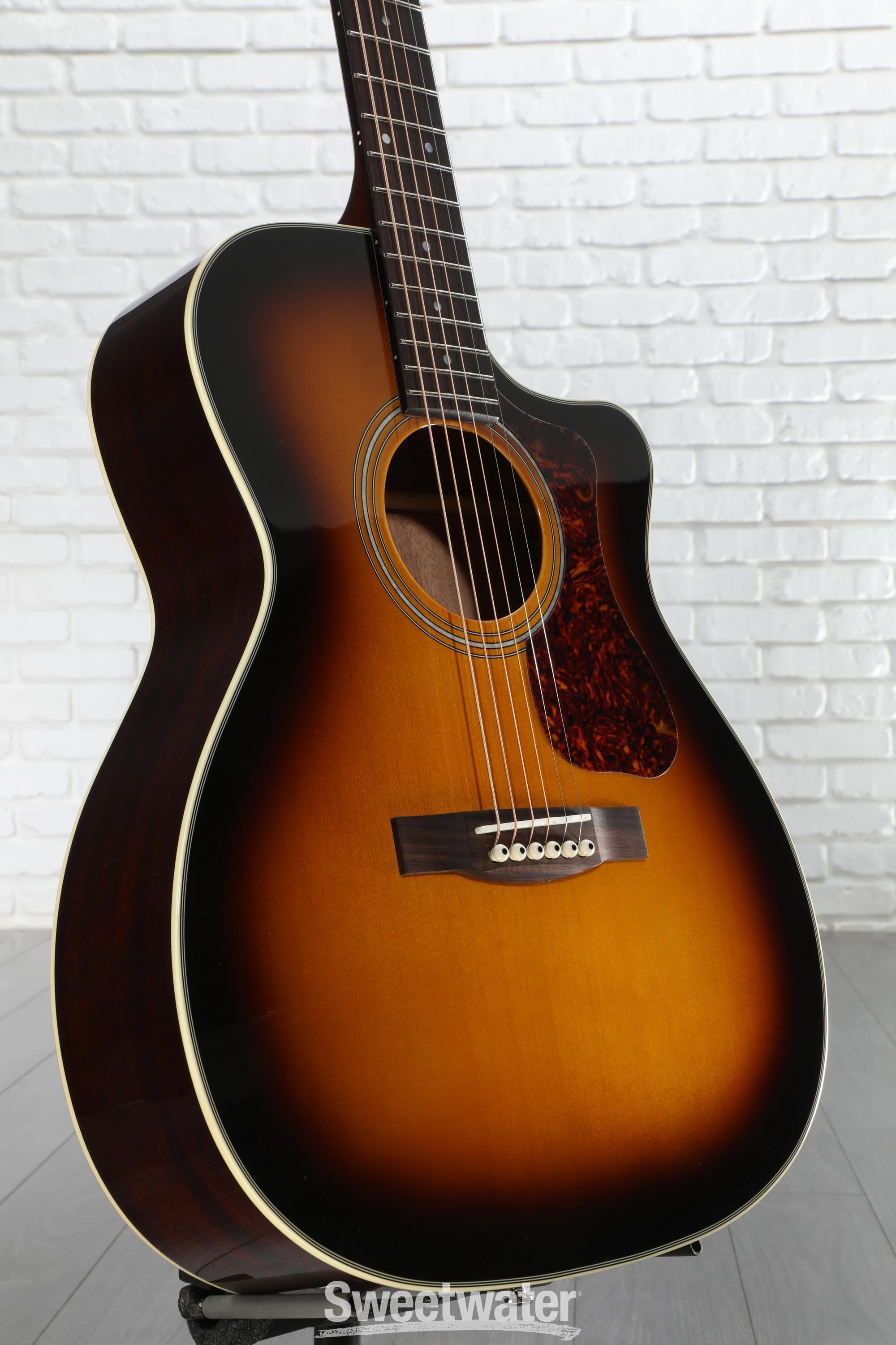 Guild OM-140CE Orchestra Acoustic-Electric Guitar - Antique Burst