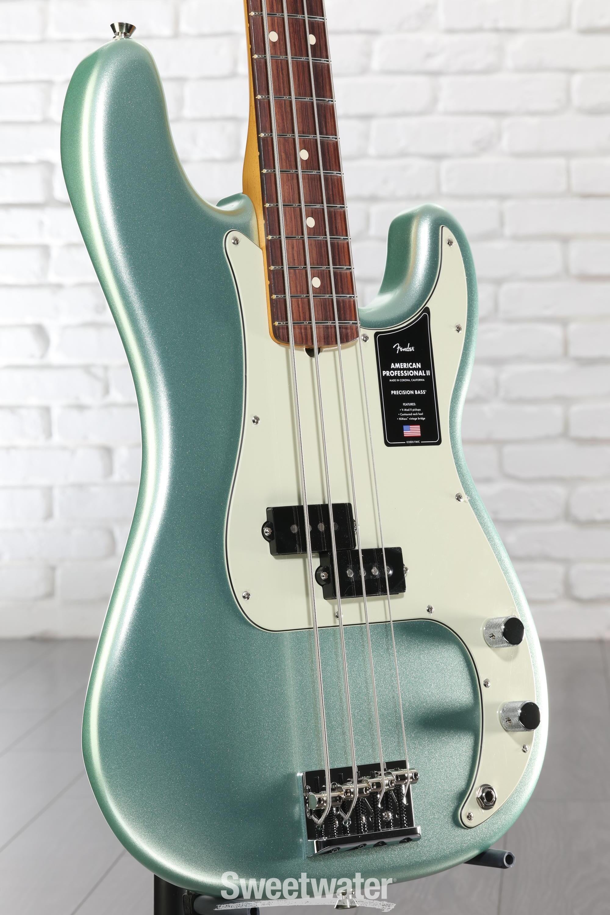 Fender Precision Bass サンバーストミント 1959 Fender Precision Bass Sunburst Factory Mint Green Pickguard