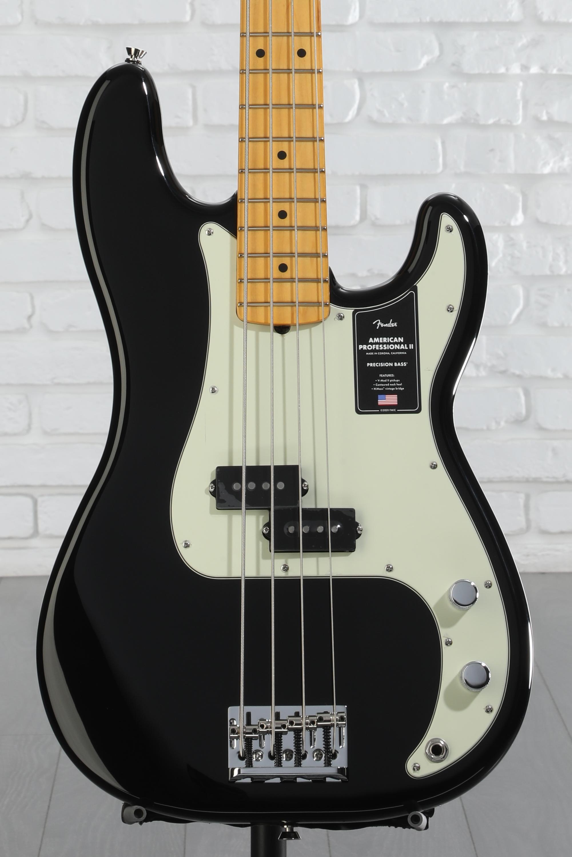Fender American Professional II Precision Bass - Black with Maple