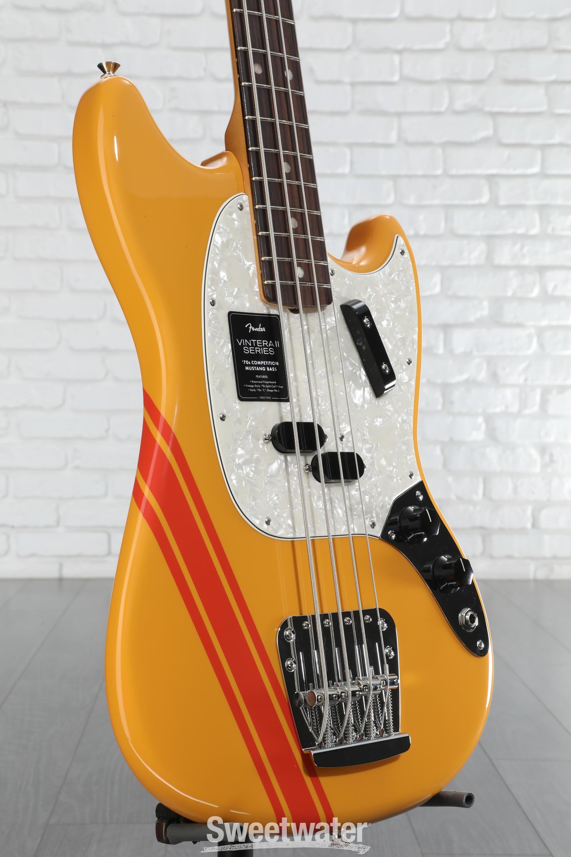 Fender Vintera II '70s Mustang Bass - Competition Orange