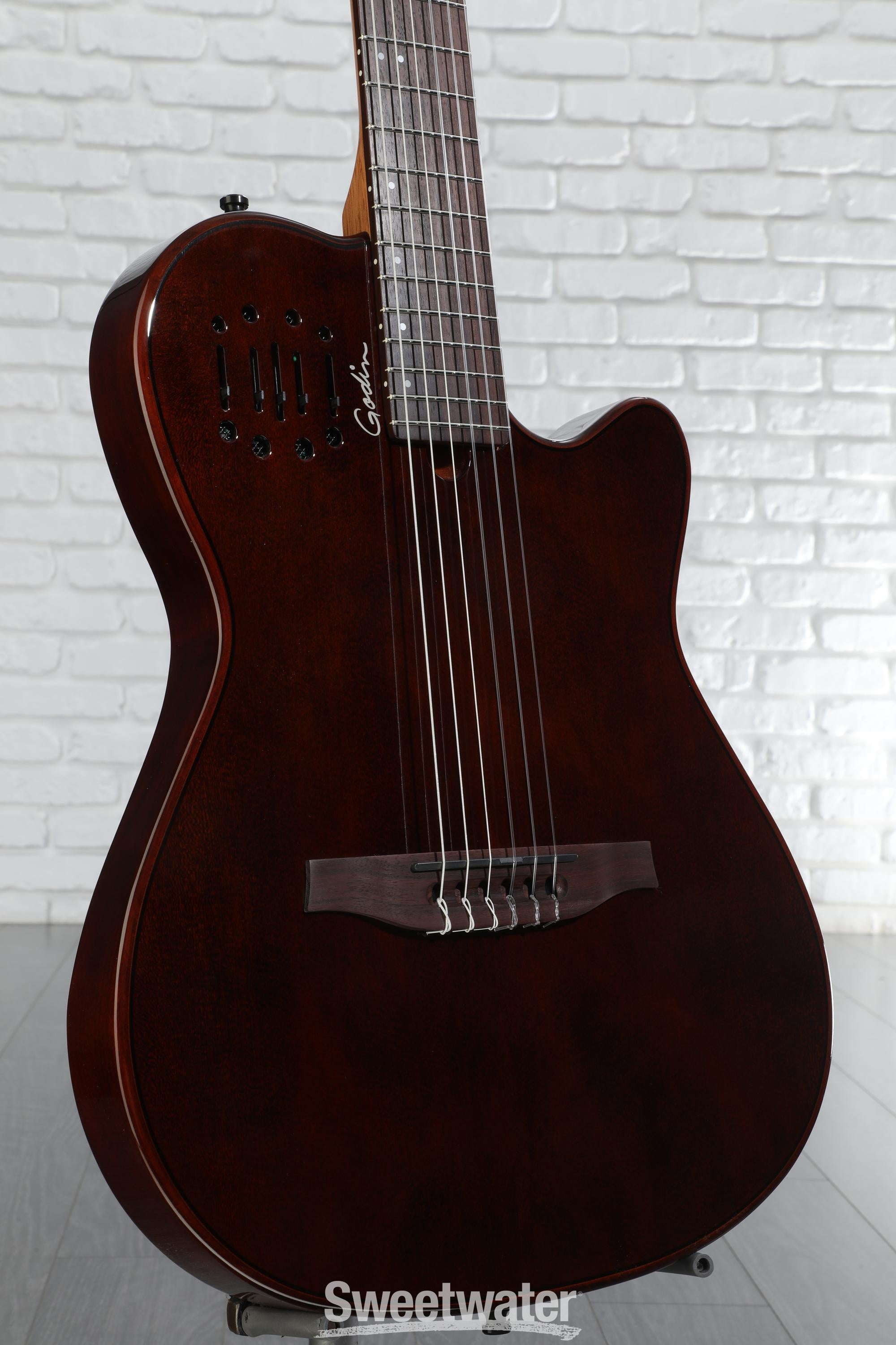 Godin Multiac Mundial Nylon Acoustic-electric Guitar