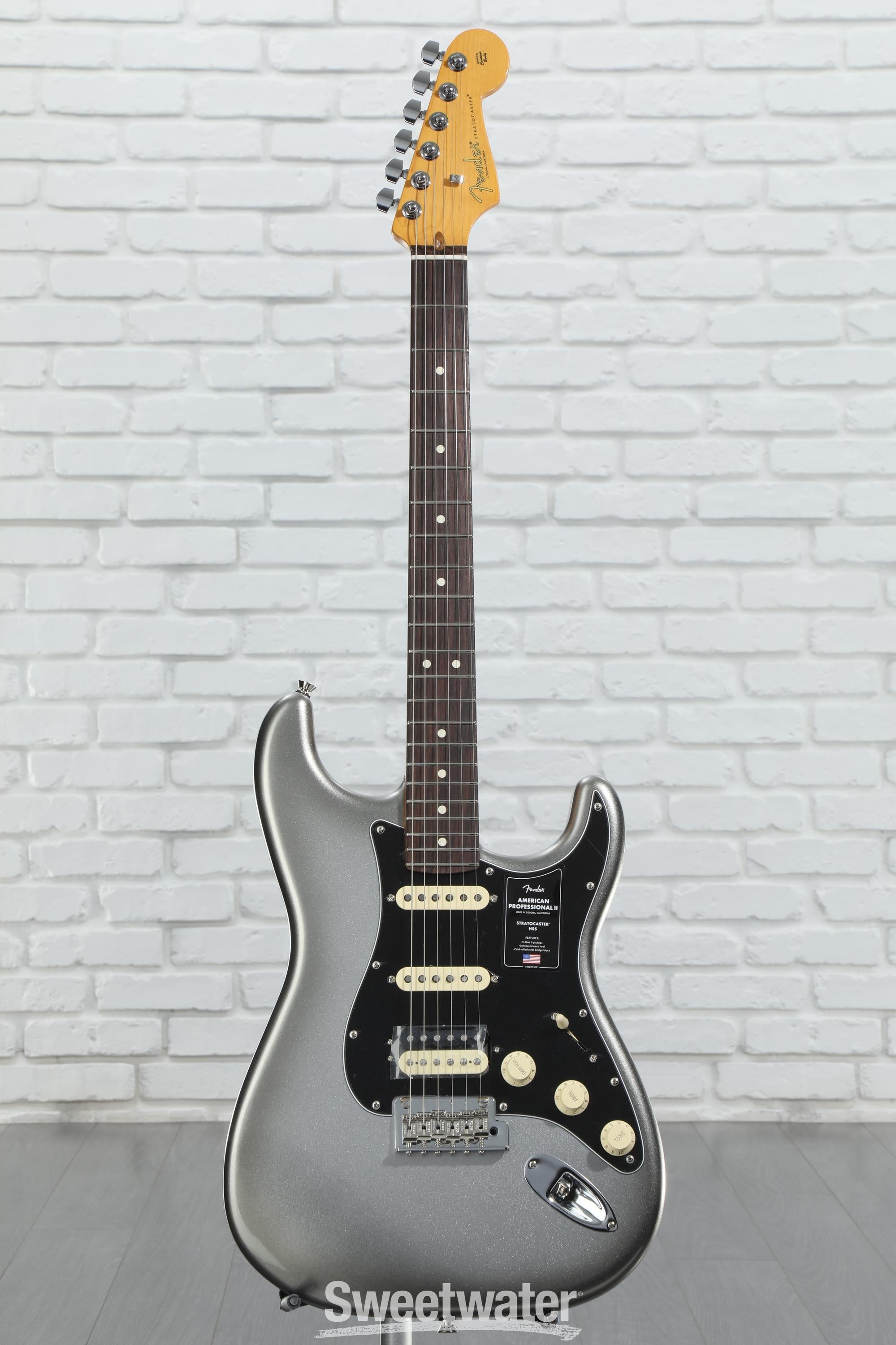 Amazon.com: Fender American Professional II Stratocaster HSS
