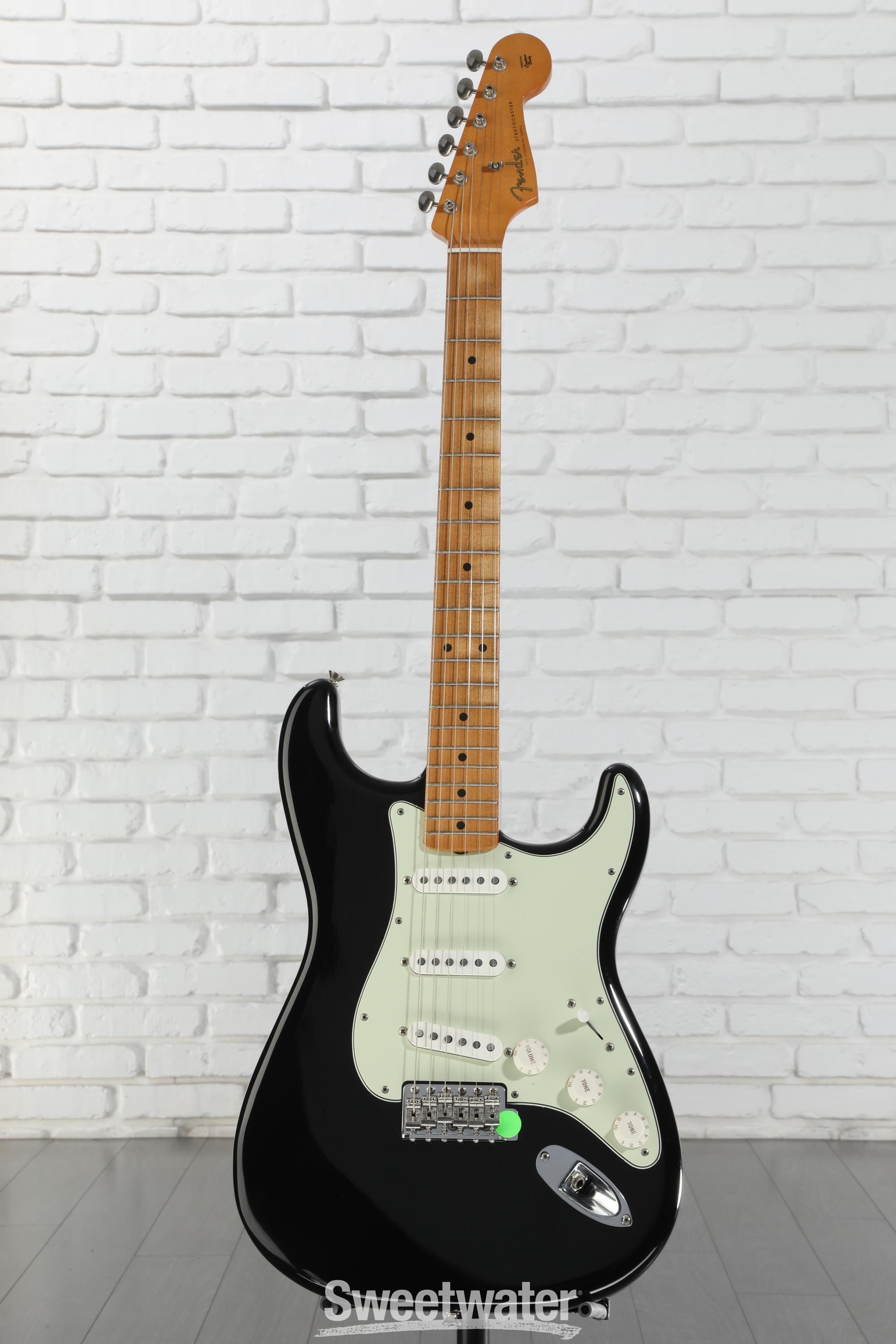 ギター Fender tradnl ll 60s Stratocaster Fender Limited Vintera II Road Worn '60s Stratocaster