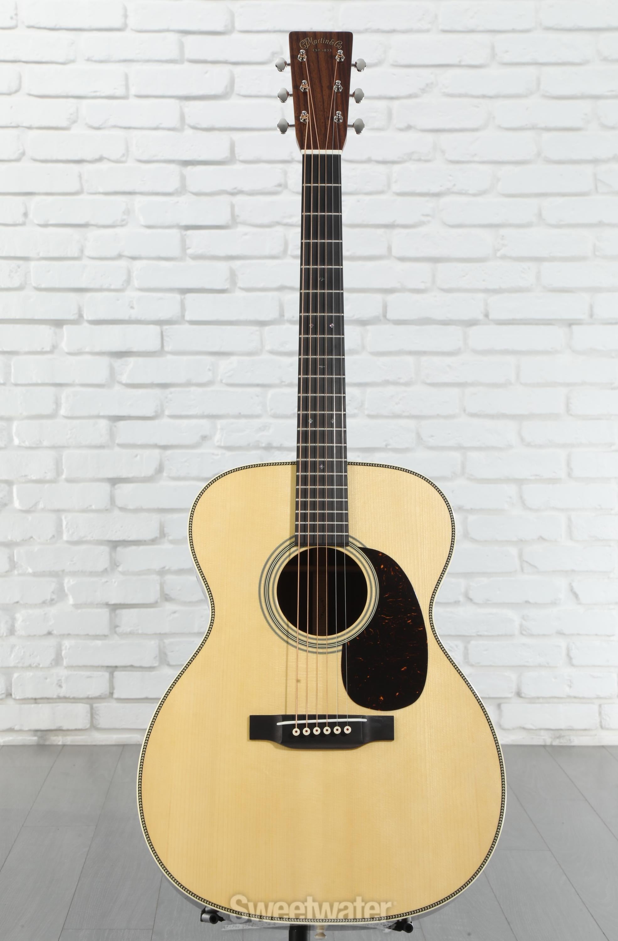 Martin Sweetwater Select 28 Style Herringbone 000 Acoustic