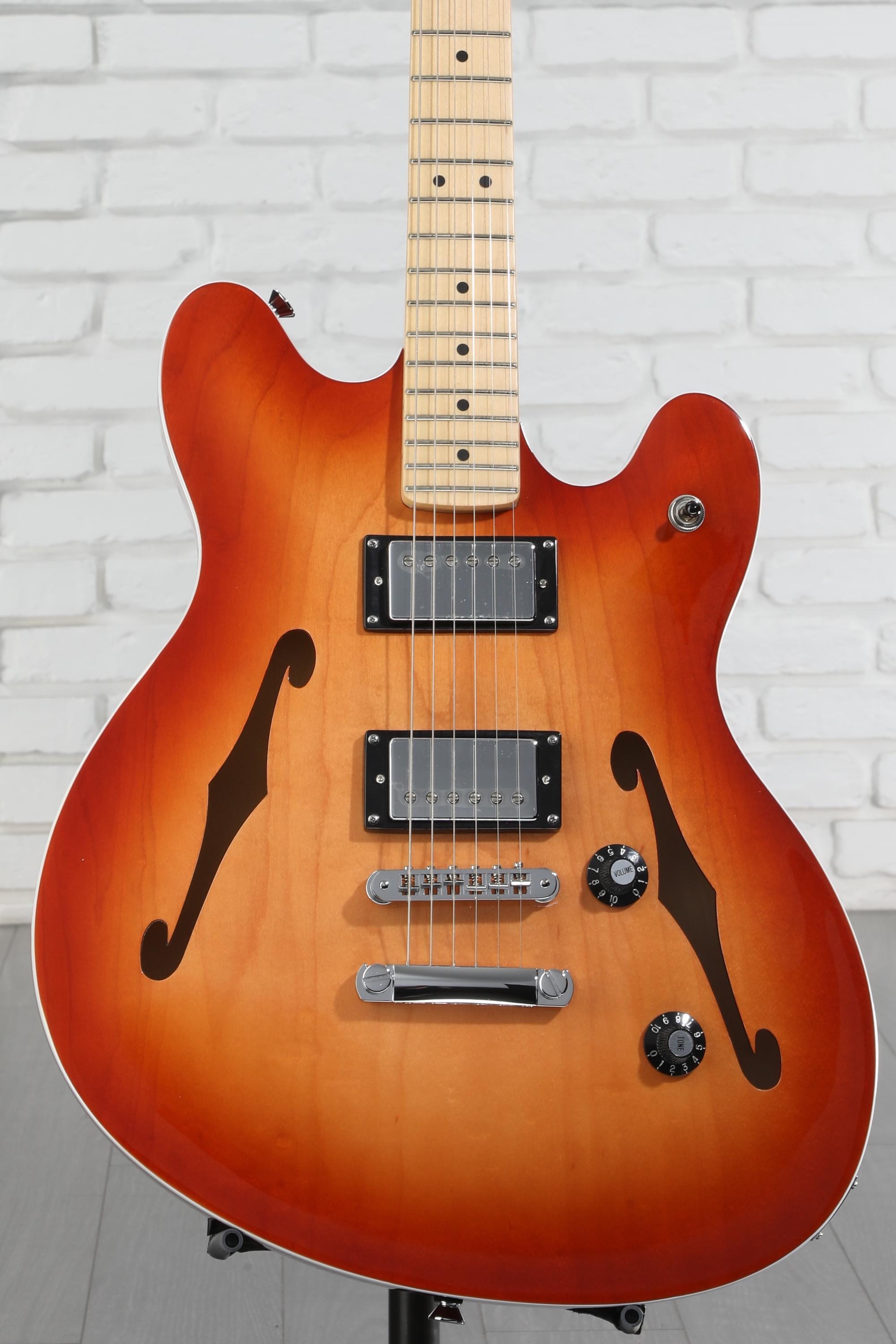 Squier Affinity Series Starcaster Deluxe Semi-hollowbody