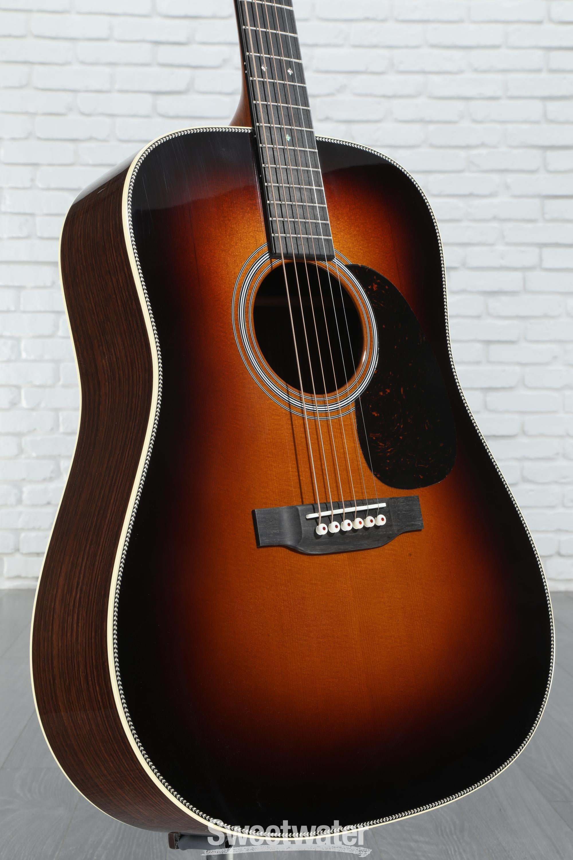 Martin HD-28 マーティン Martin HD-28 Sunburst Acoustic Guitar | Martin Guitar