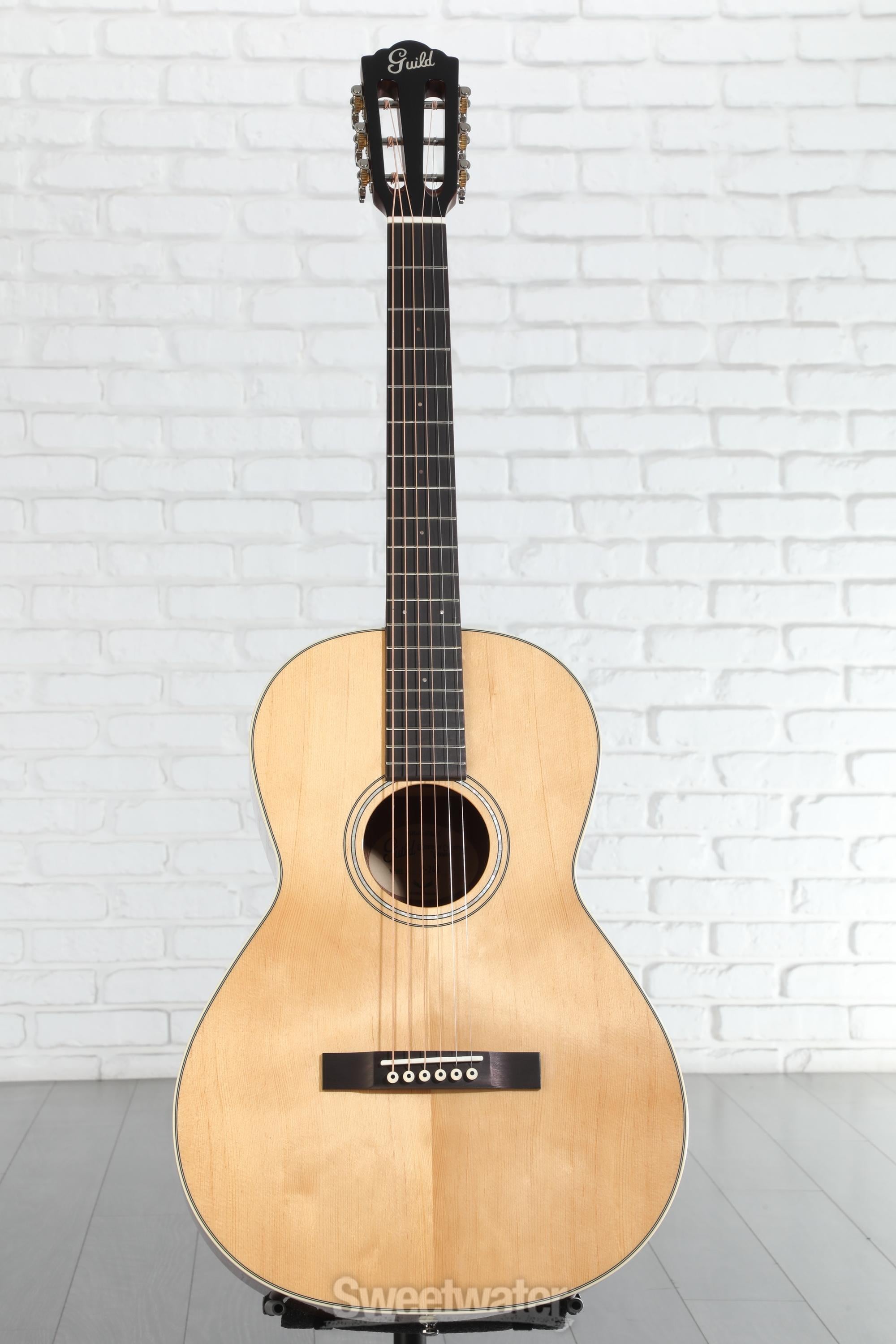 ギルド　パーラーギター　guild P-240 MEMOIR NAT 新品同様 Guild P-240 Memoir Acoustic Guitar - Natural | Sweetwater