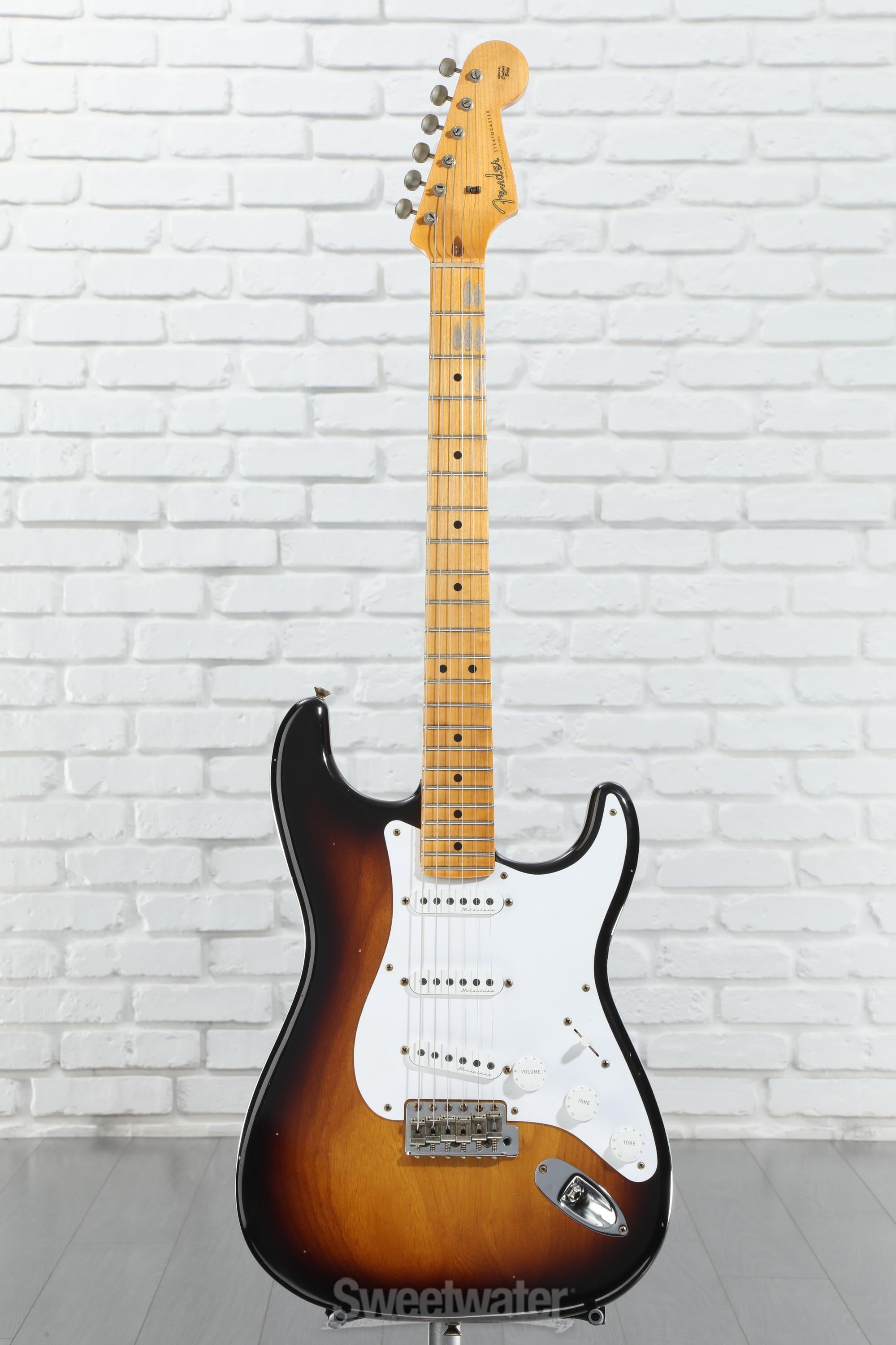 Eric Clapton Signature Stratocaster® Journeyman Relic