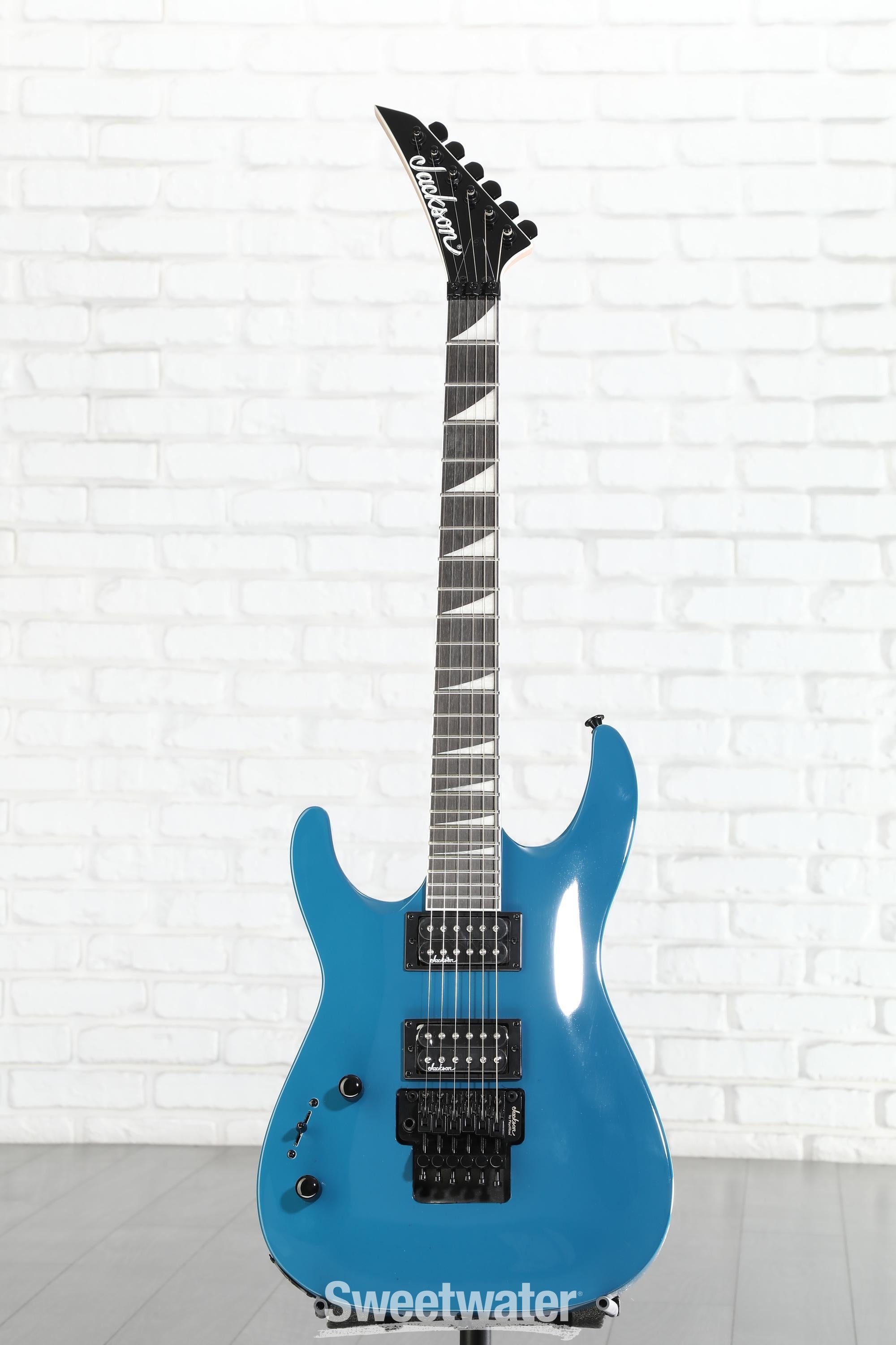 Jackson Dinky Arch Top JS32 DKA Left-handed - Bright Blue | Sweetwater