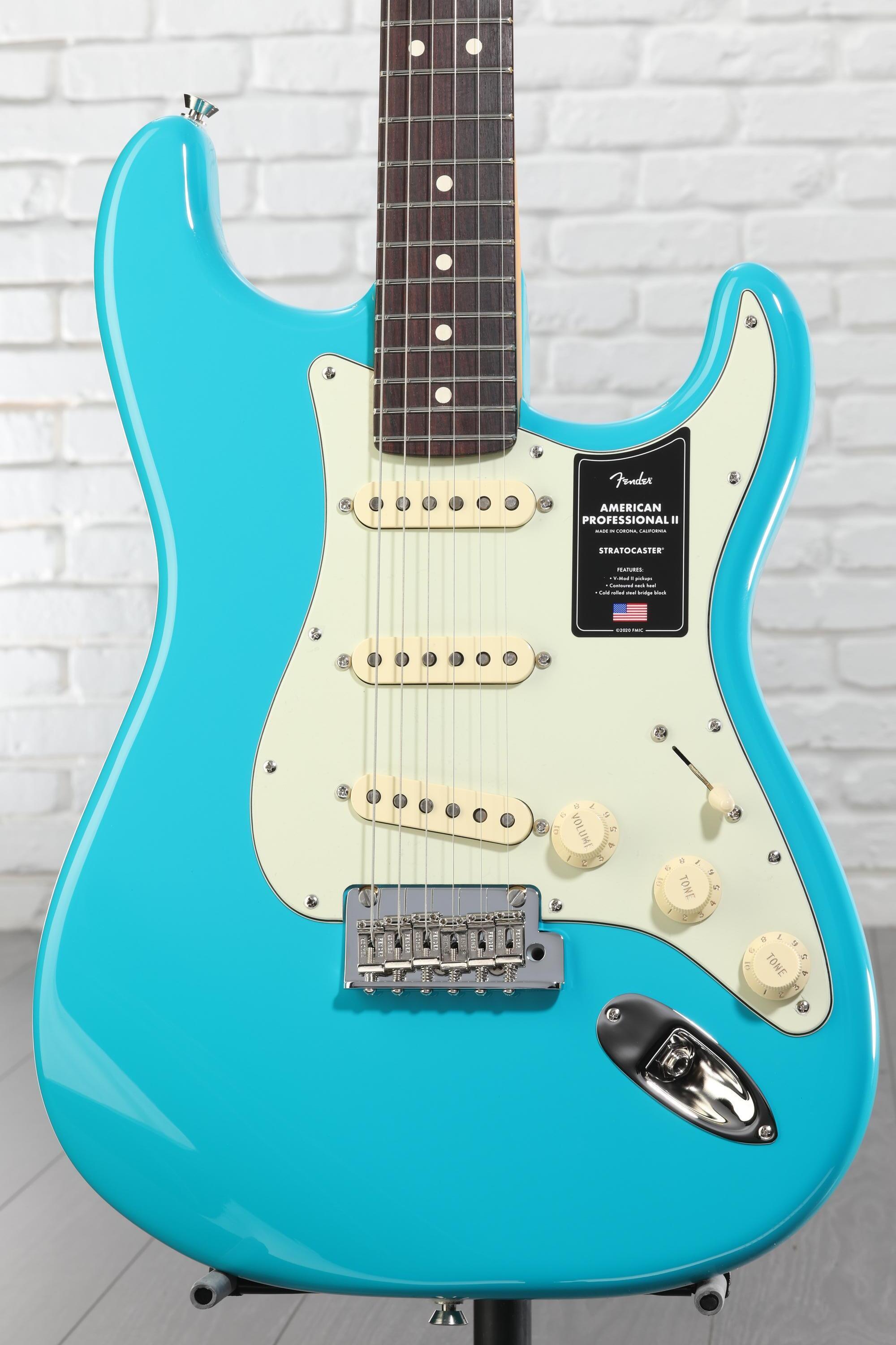 Fender American Professional II Stratocaster - Miami Blue with