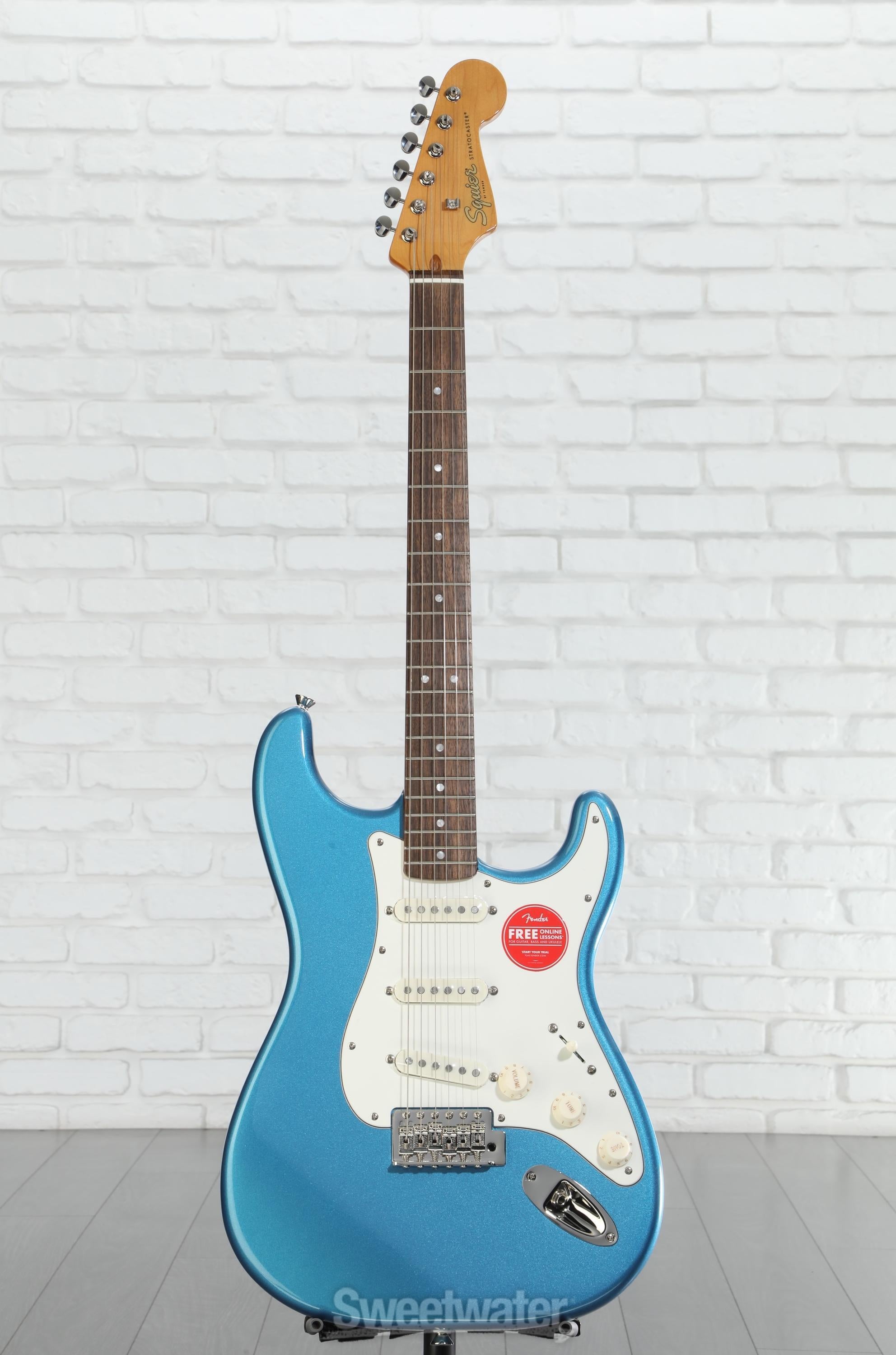 Squier Classic Vibe ’60s Stratocaster Squier Classic Vibe 60s Stratocaster 3-Tone Sunburst | The