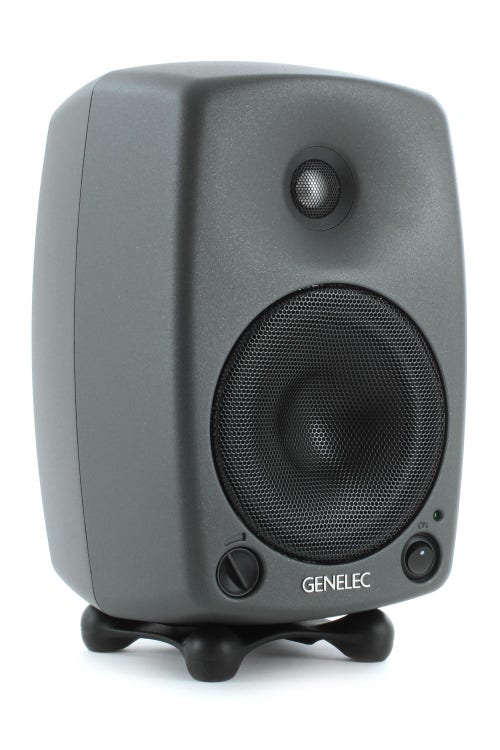 Enceinte monitoring GENELEC 8030B