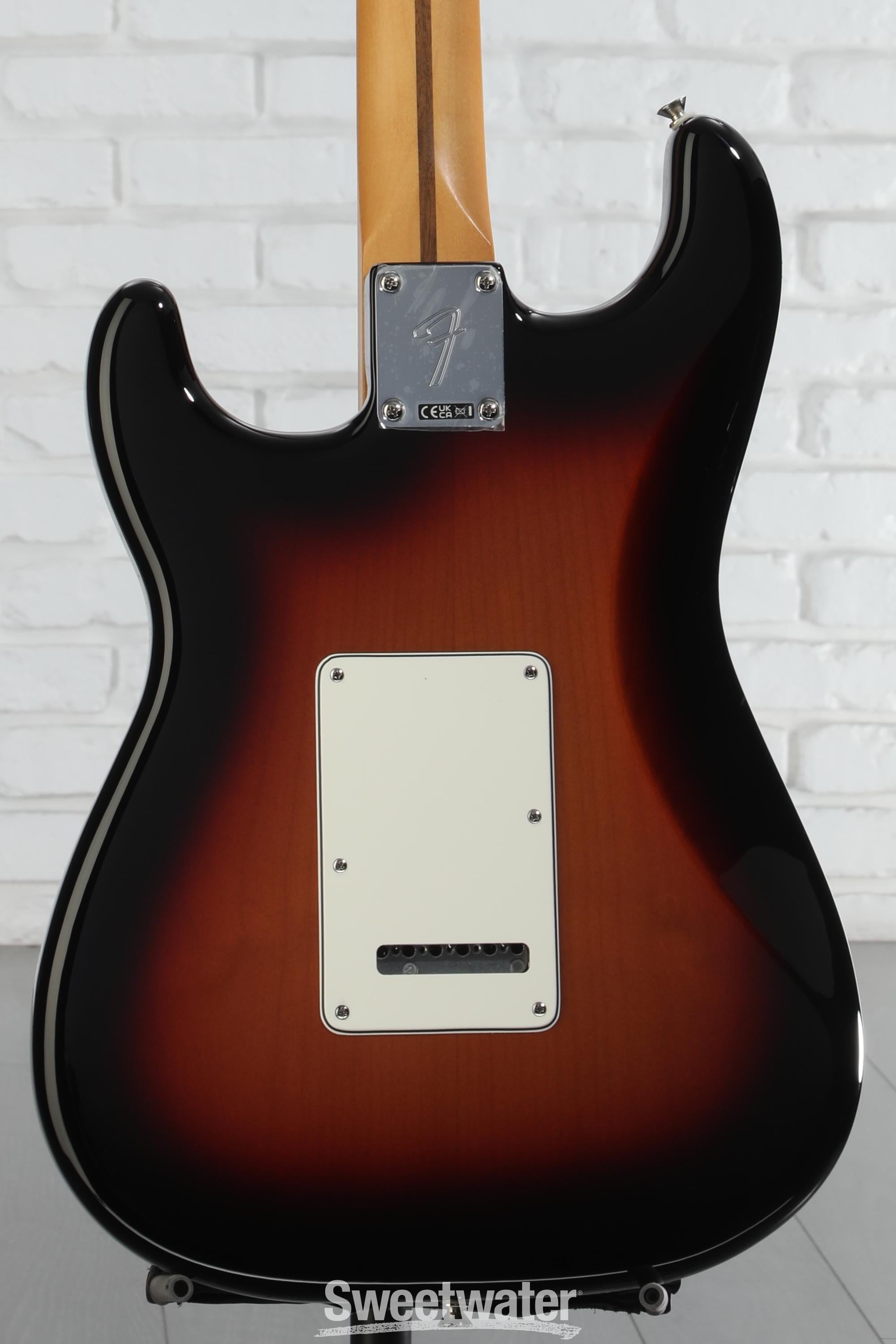 Fender Player II Stratocaster Electric Guitar - 3-color Sunburst with Rosewood Fingerboard