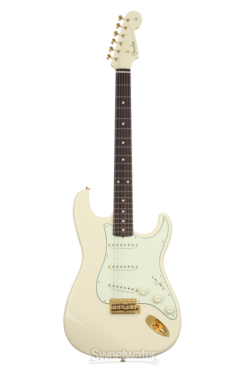 Fender Made in Japan Traditional '60s Stratocaster Daybreak - Olympic White  | Sweetwater