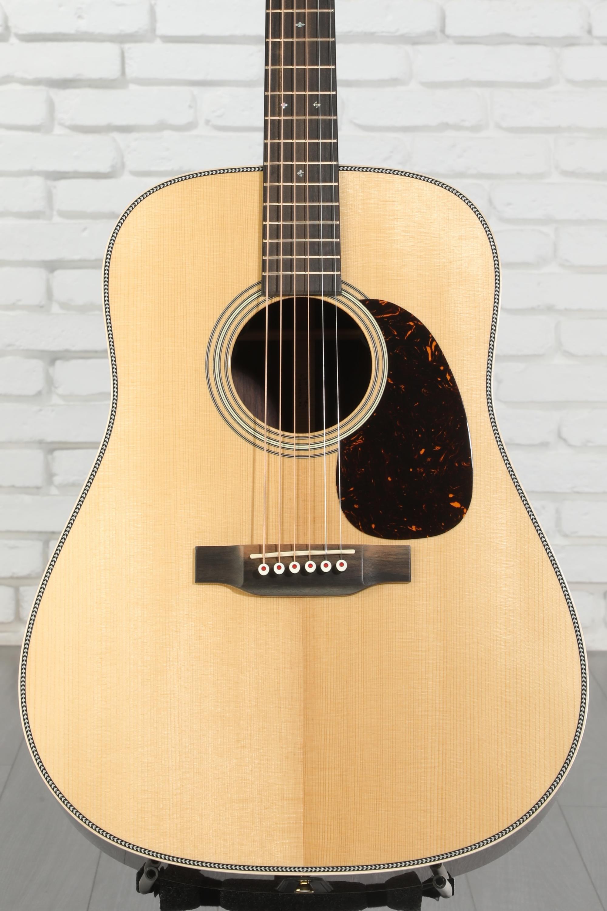 Martin D-28E Modern Deluxe Acoustic-electric Guitar - Natural