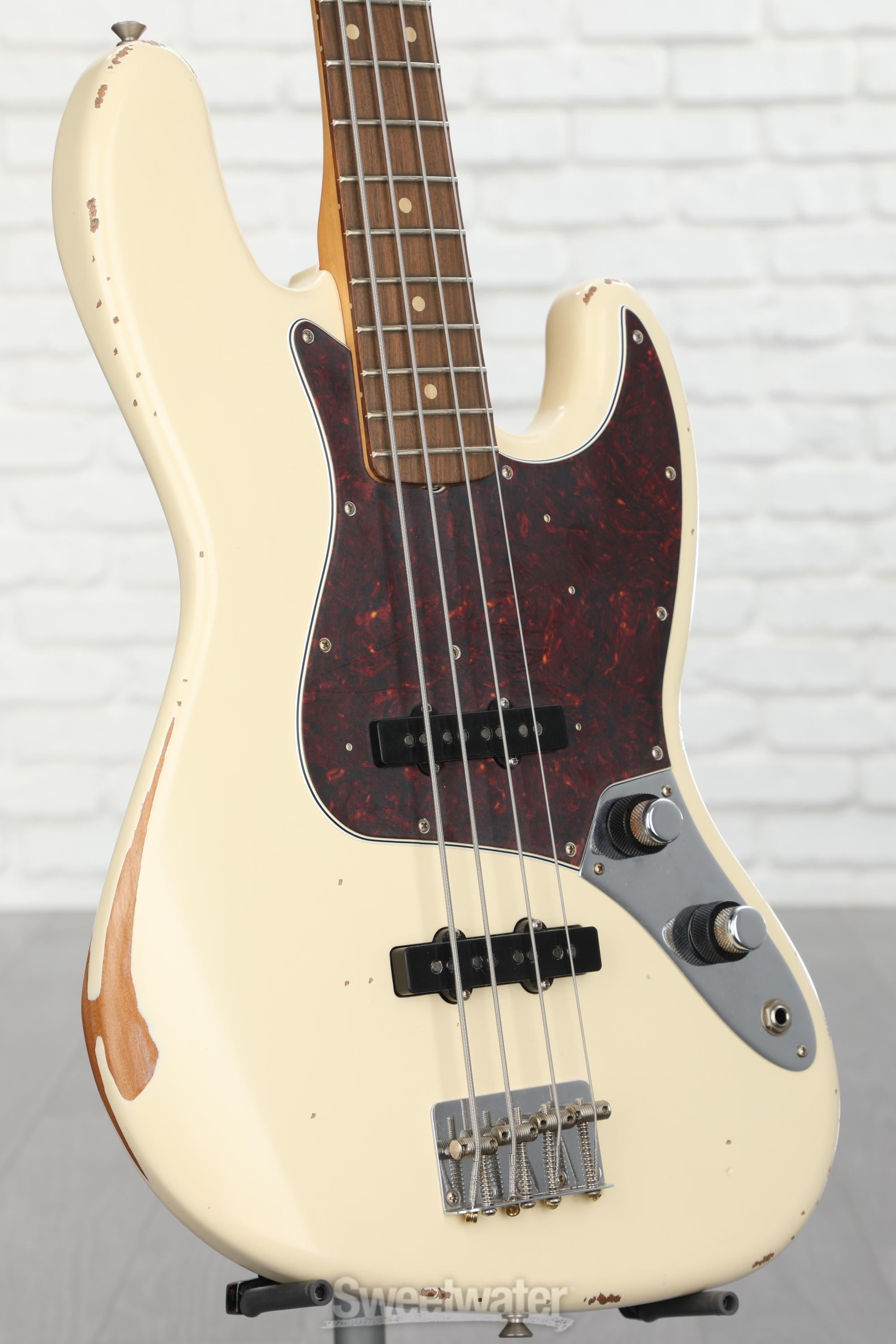 Fender 60th Anniversary Roadworn 60s Jazz Bass - Olympic White