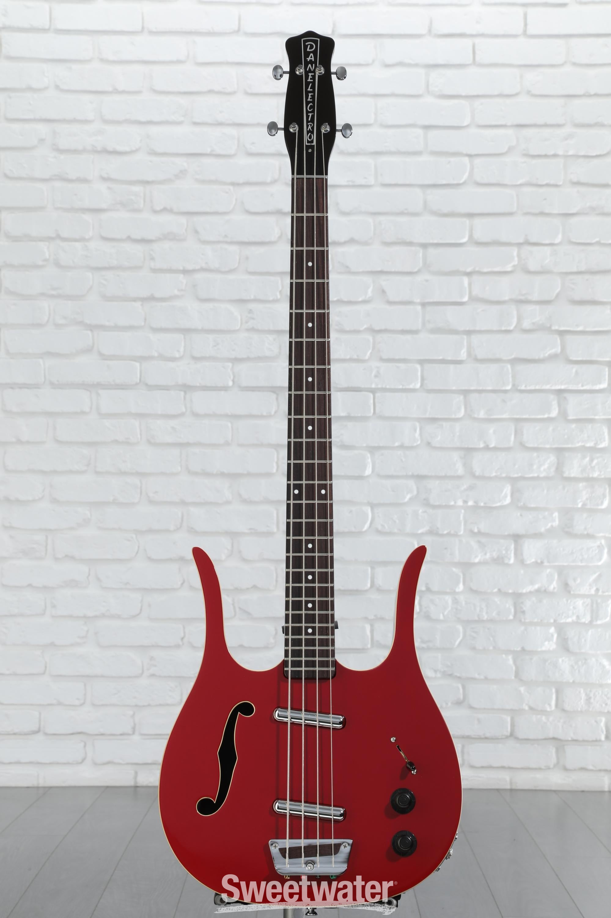 Danelectro Red Hot Longhorn Semi-hollowbody Bass Guitar
