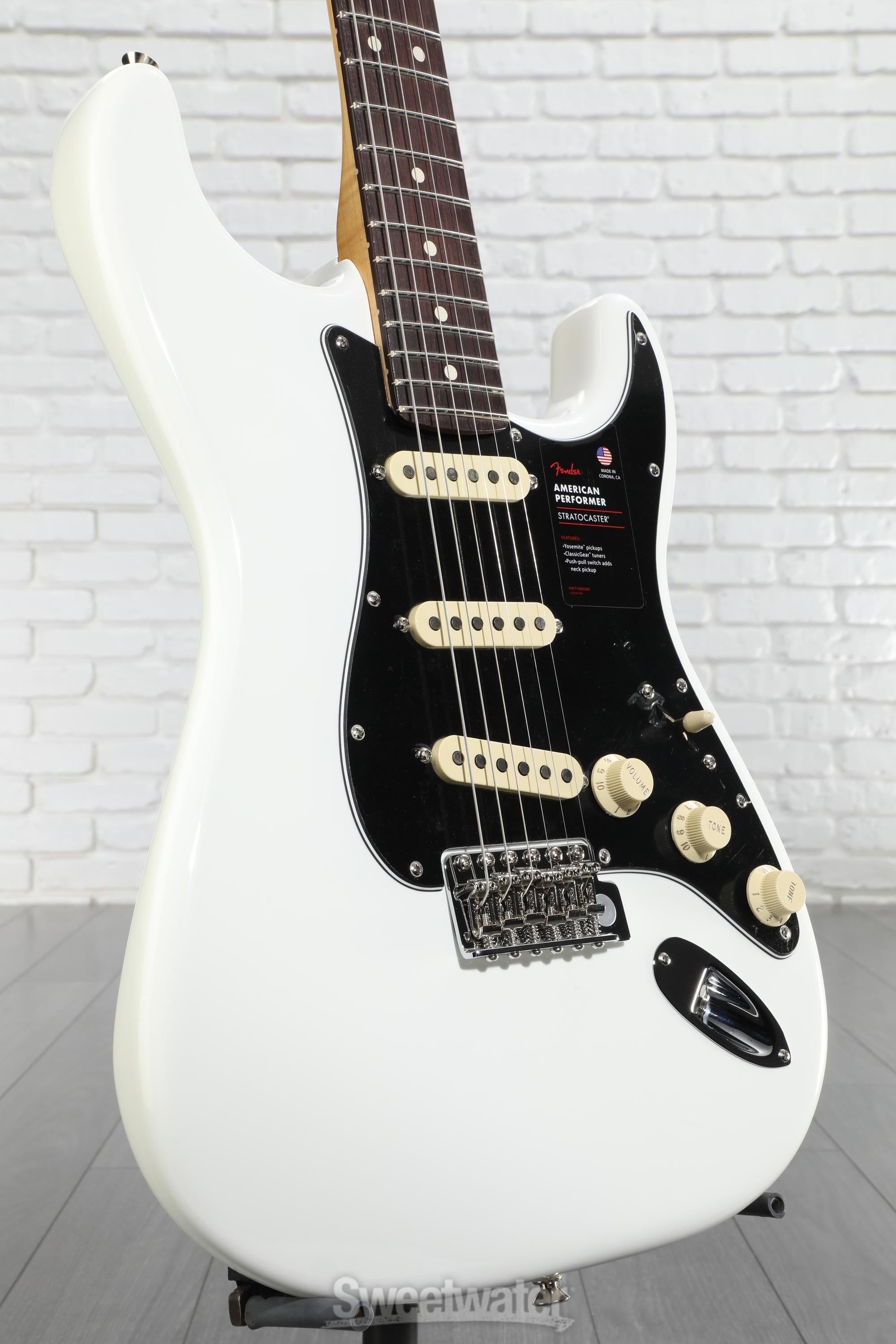Fender American Performer Stratocaster - Arctic White with