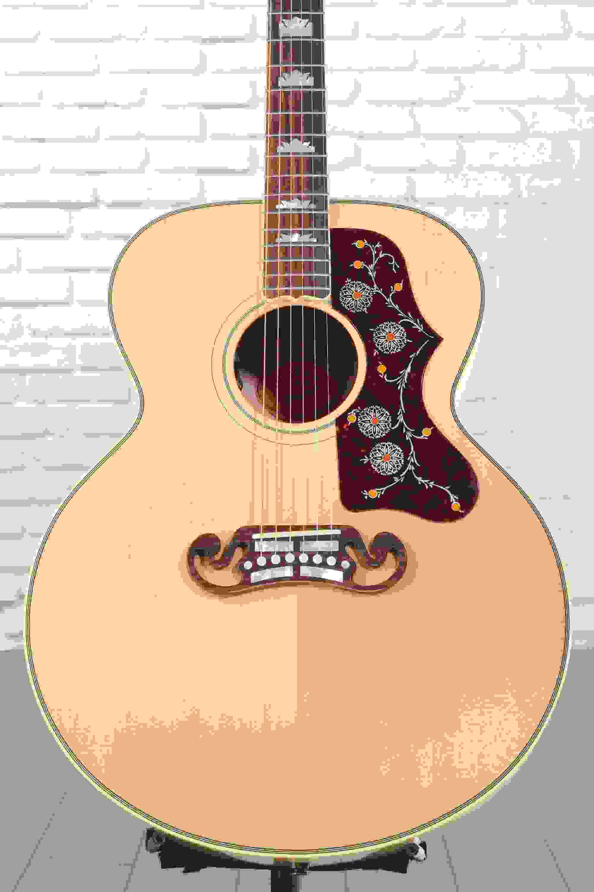 Gibson Acoustic SJ-200 Original Acoustic Guitar - Antique Natural