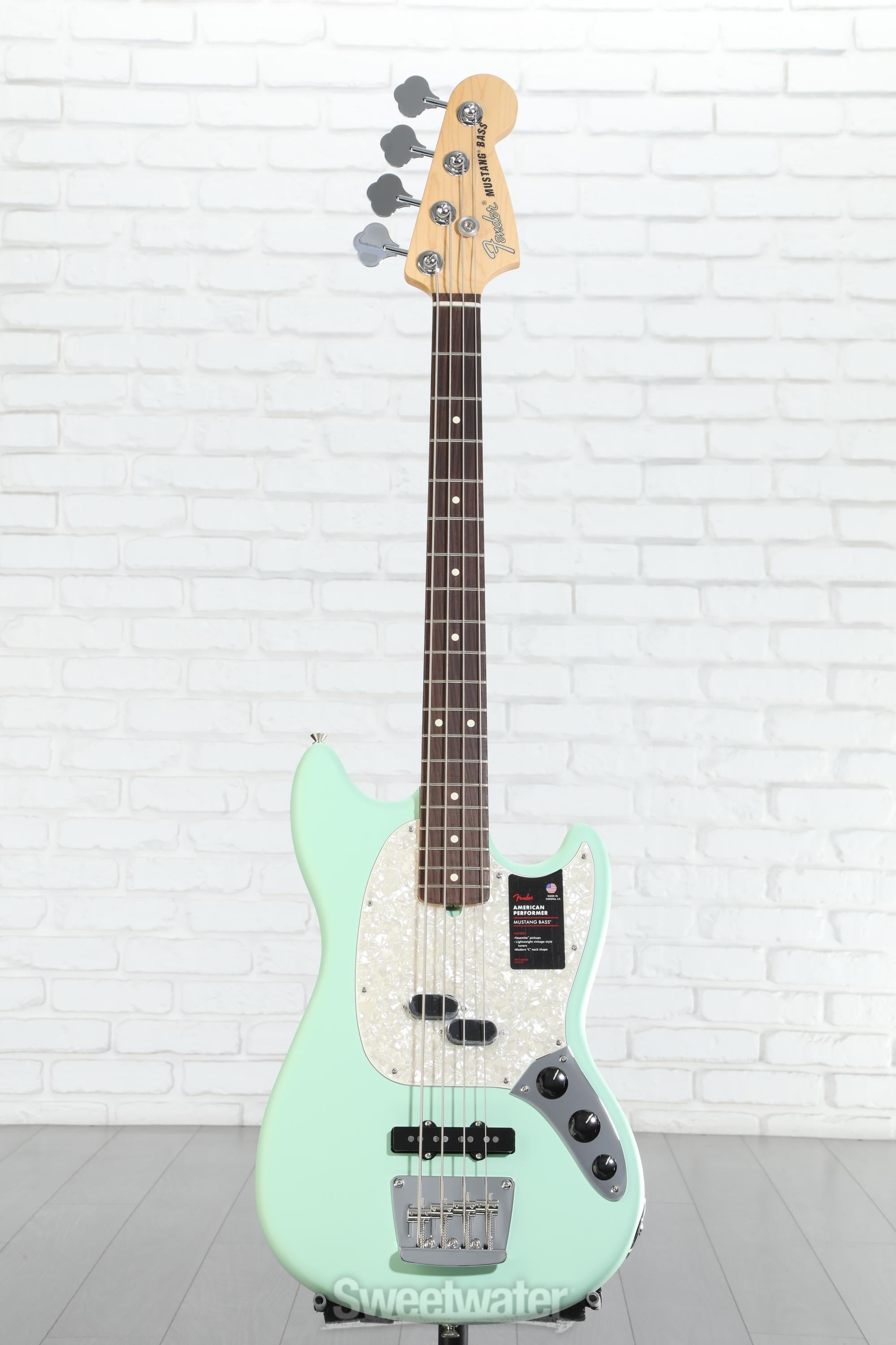 Fender American Performer Mustang Bass - Satin Surf Green