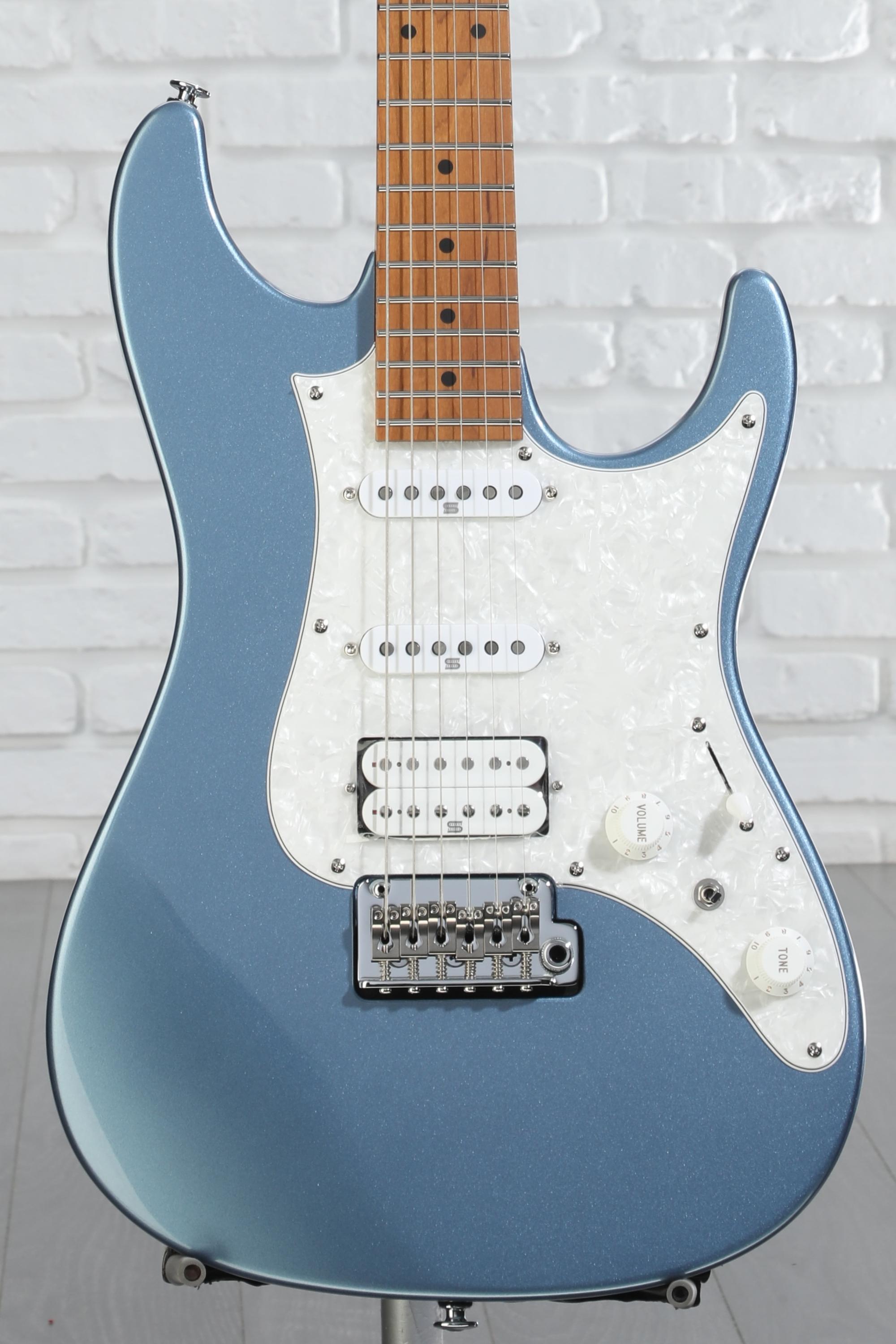 Ibanez Prestige AZ2204 - Pearl White | Axe Palace