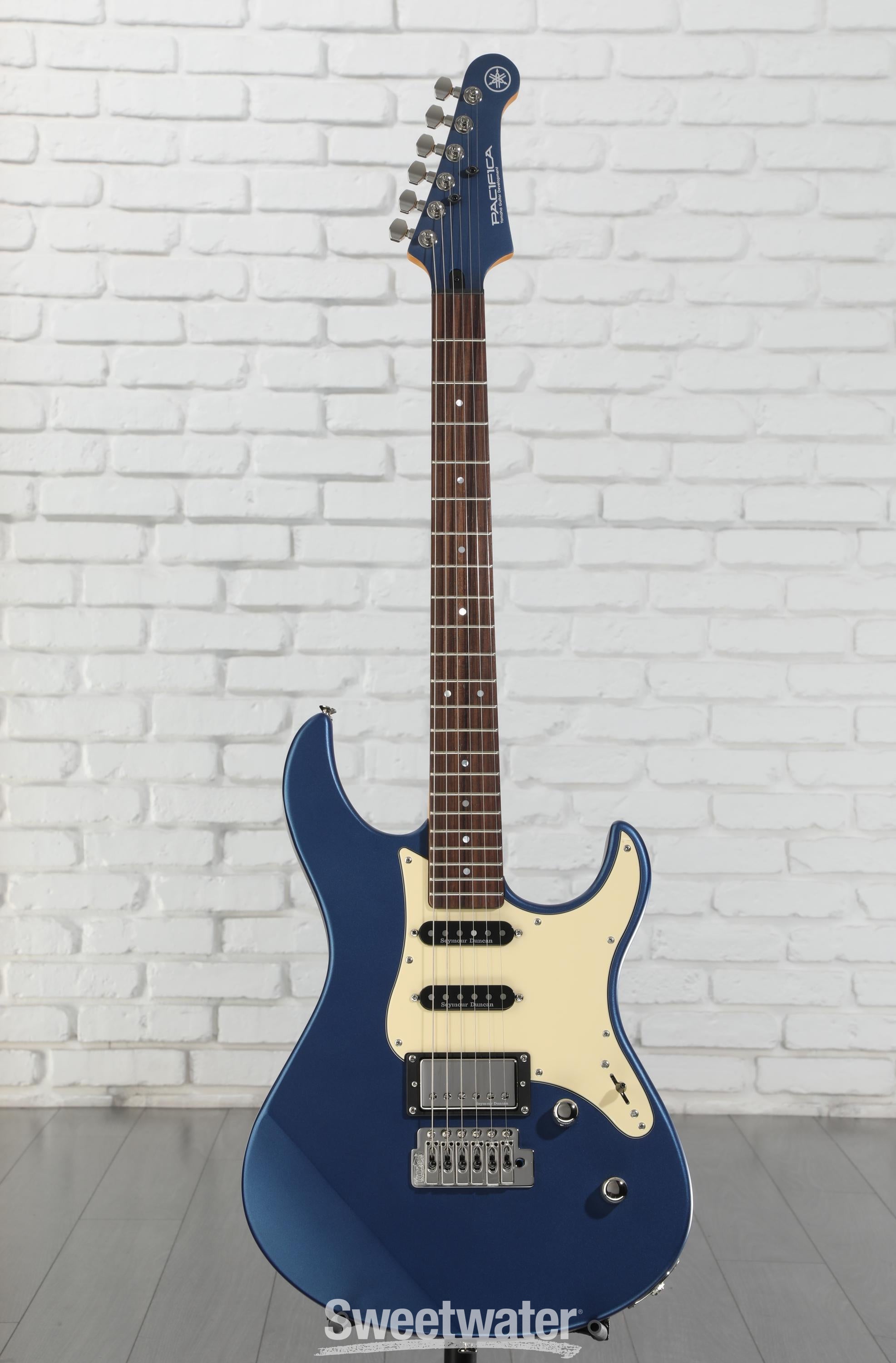 Yamaha PAC612VIIX Pacifica Electric Guitar - Matte Silk Blue