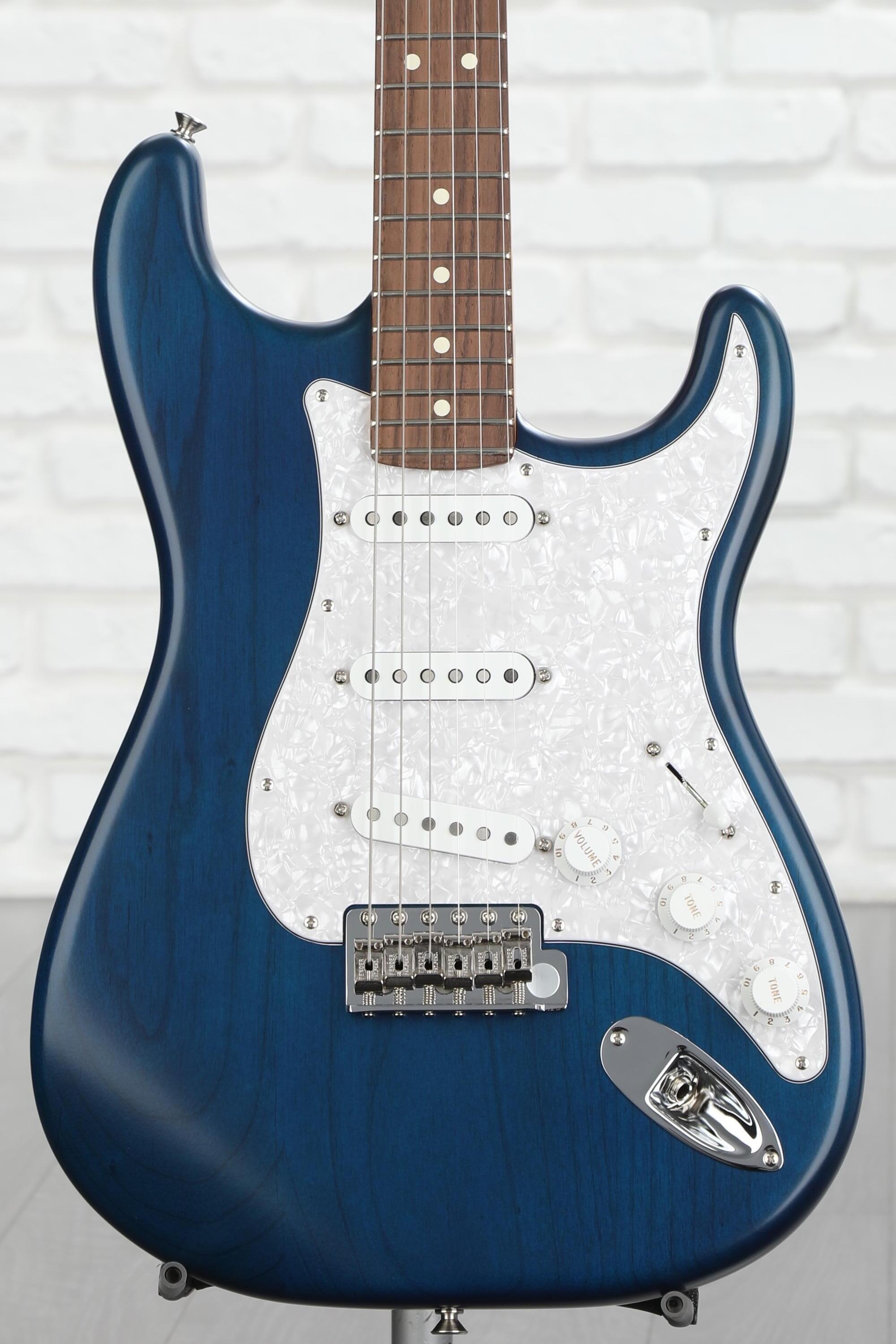 Fender Cory Wong Stratocaster - Sapphire Blue Transparent with Rosewood  Fingerboard