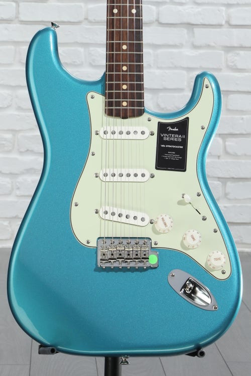 Fender Vintera II '60s Stratocaster Electric Guitar - Lake Placid Blue
