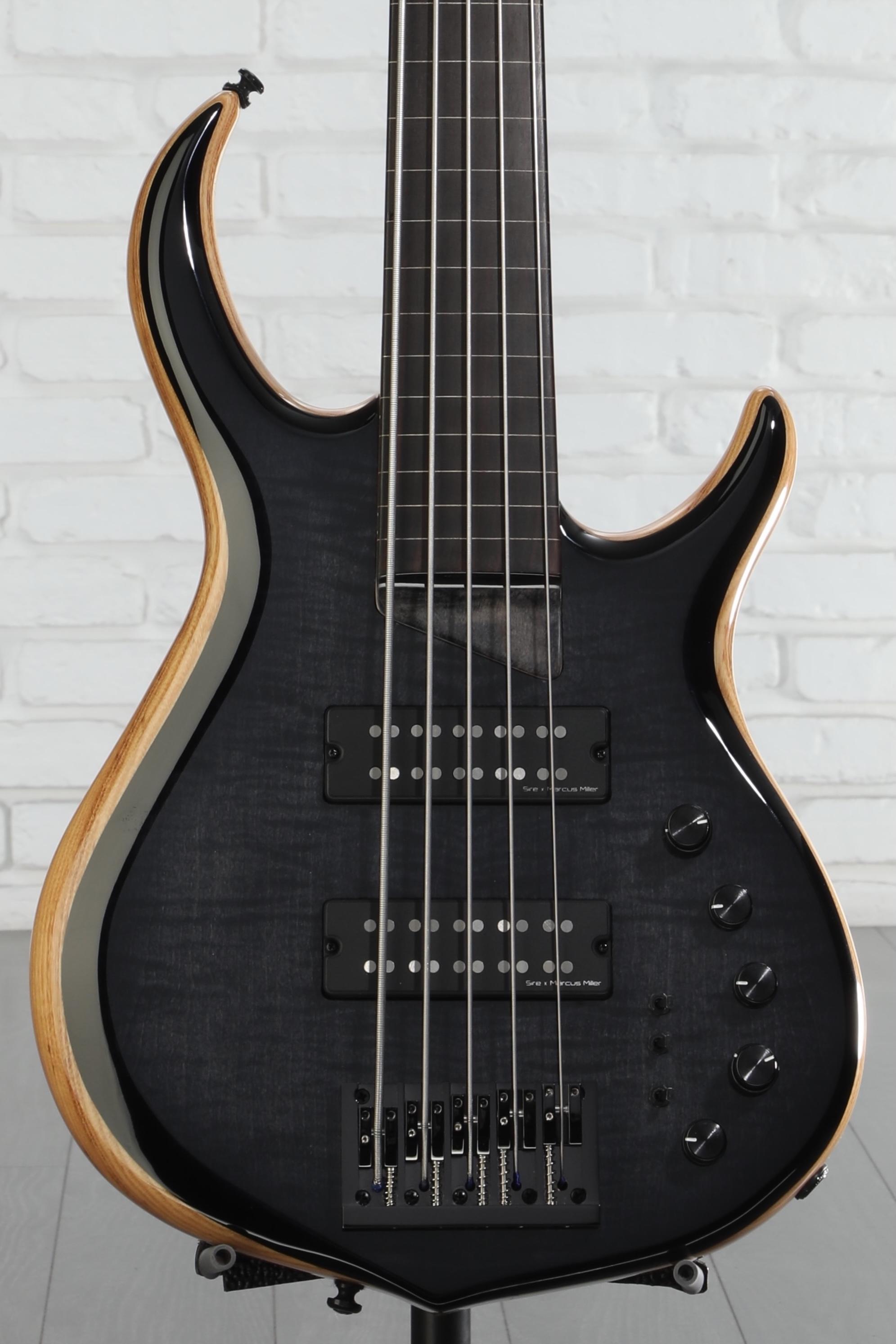 Sire Marcus Miller M7 5-string Fretless Bass Guitar