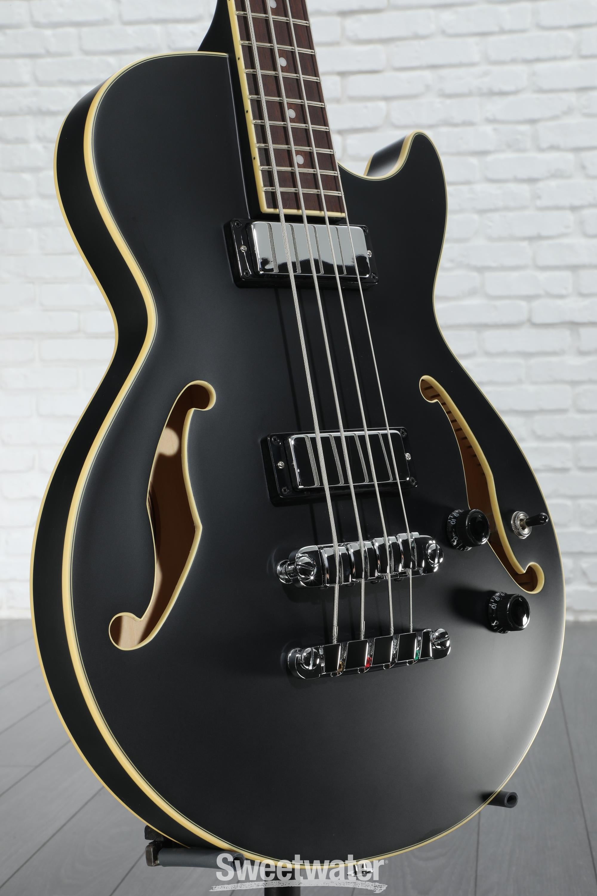 Ibanez AGB200 Short-Scale 4-String Semi-Hollow Bass Guitar