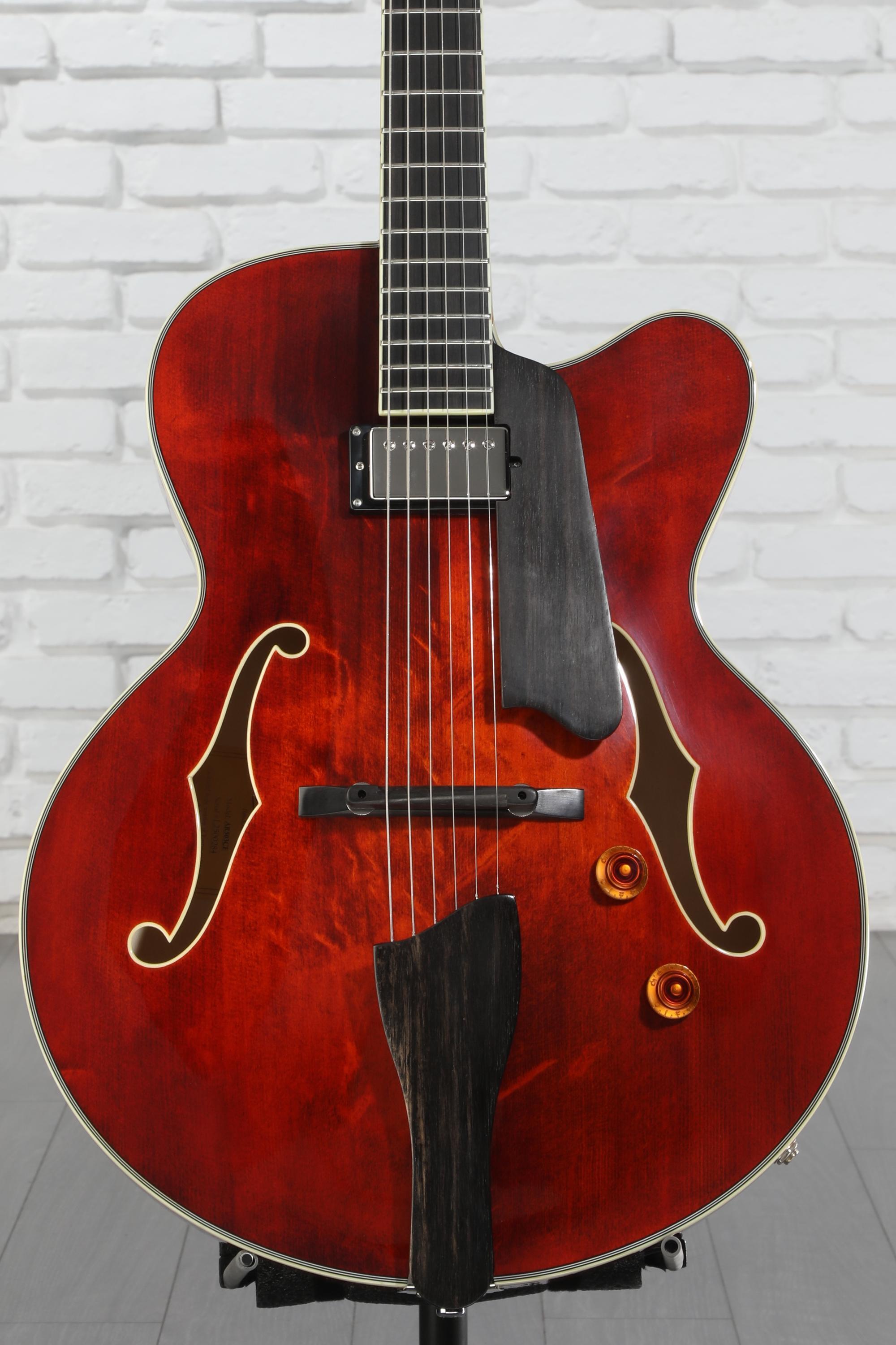 Eastman Guitars AR503CE Archtop Hollowbody Electric Guitar