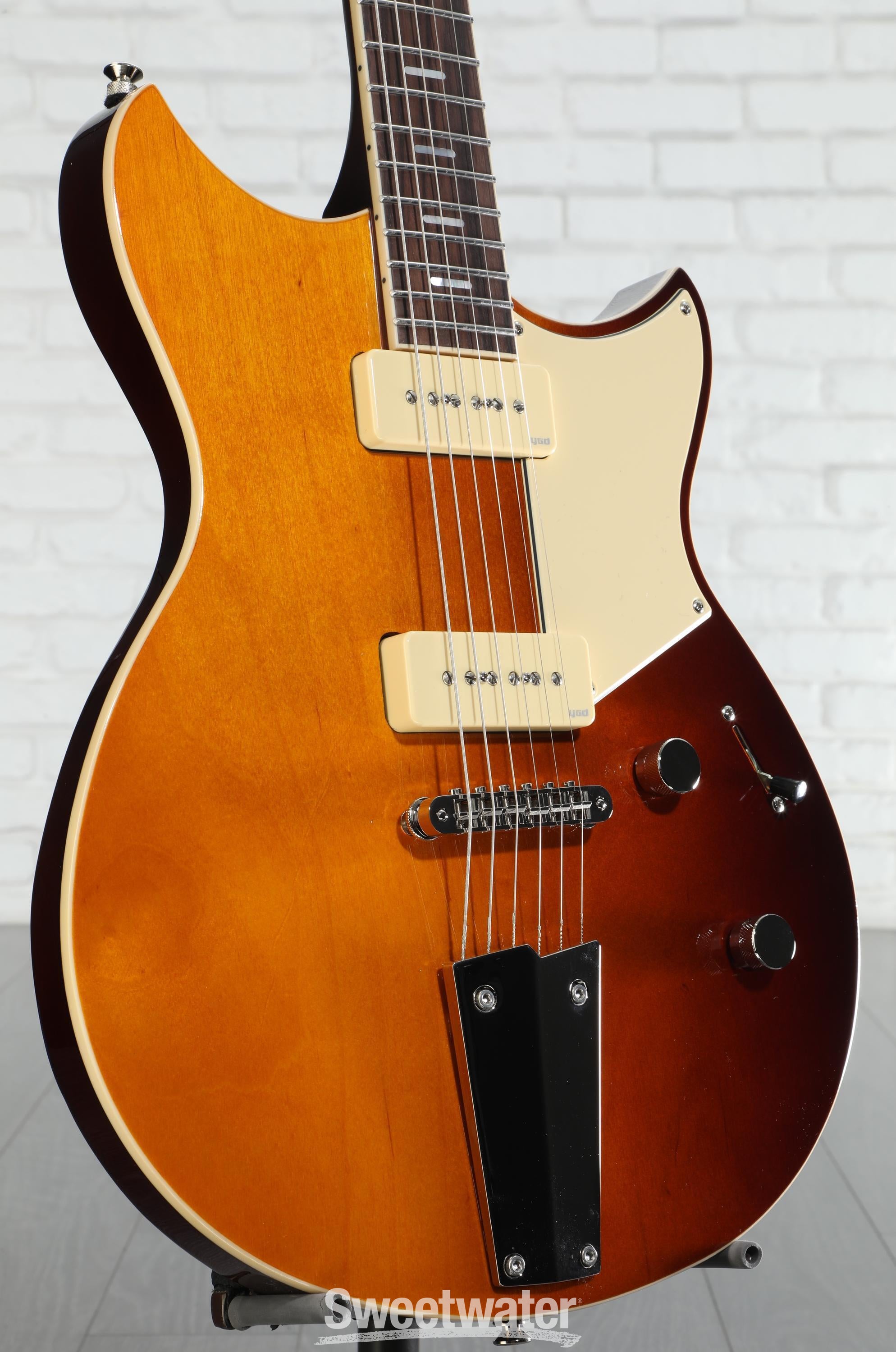 ギター YAMAHA REVSTAR RSS02T (Sunset Burst) Yamaha Revstar Standard RSS02T Electric Guitar - Sunset
