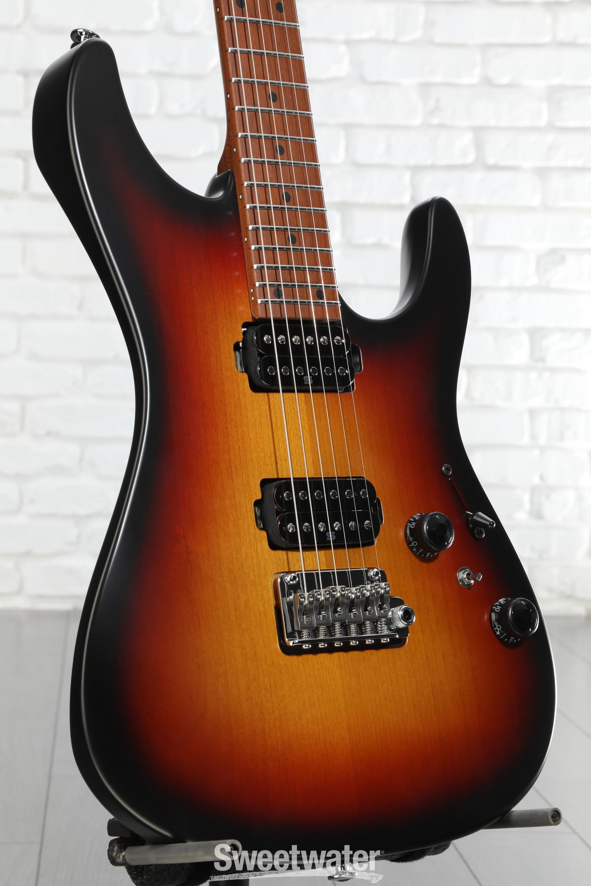 ギター Ibanez AZ2402-TFF Ibanez Prestige AZ2402 Electric Guitar - Tri Burst Fade Flat