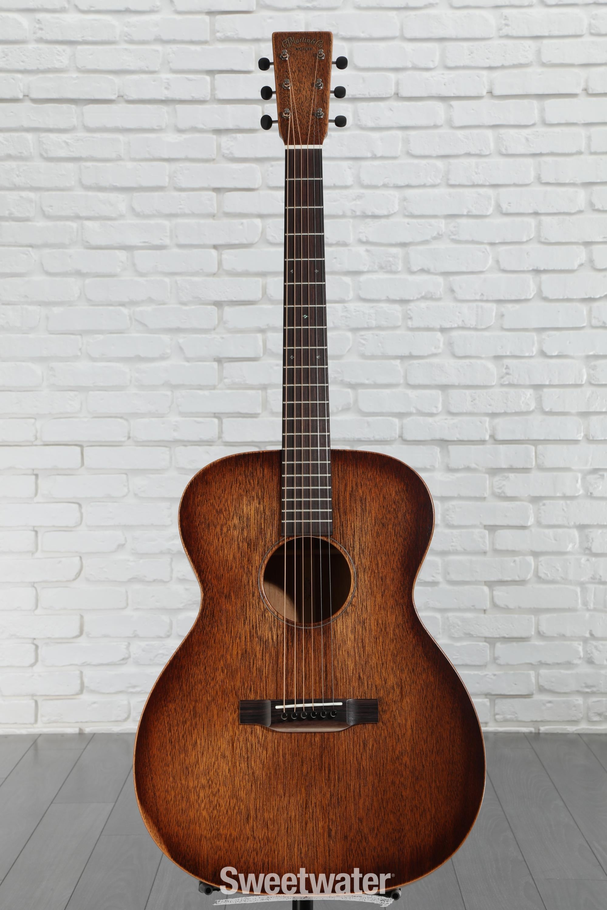 Martin 000-15M StreetMaster Acoustic Guitar - Distressed