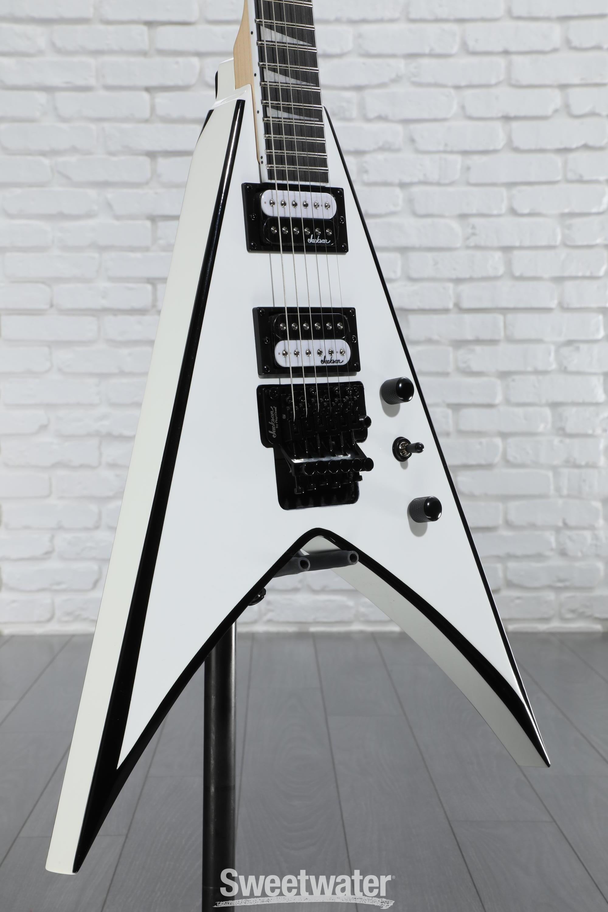 【美品】Jackson KING V VS32 White with Black Jackson JS Series JS32 King V Electric Guitar - White With