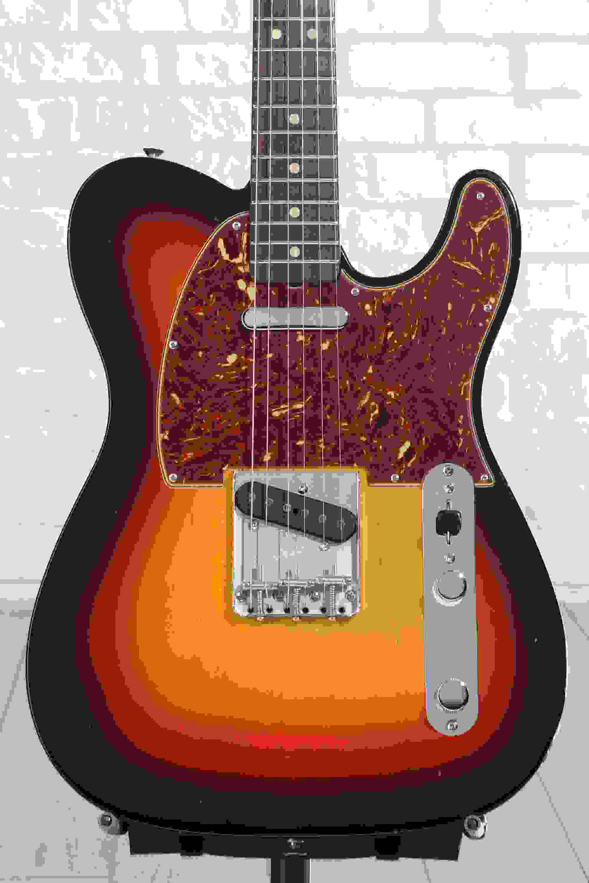 Fender Custom Shop NAMM Limited 1963 Telecaster Journeyman Relic Electric Guitar - Aged 3-tone Sunburst