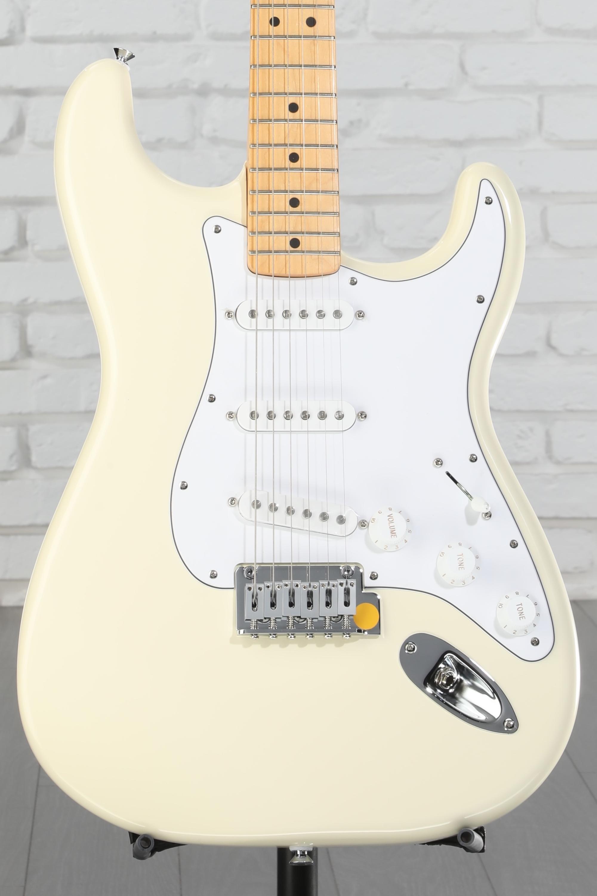 ギター Fender Standard Stratocaster UG White Amazon.com: Fender Standard Stratocaster - Olympic White