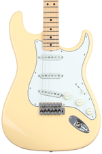 Photo of Fender Custom Shop Yngwie Malmsteen Signature Stratocaster - Vintage White with Scalloped Maple Fingerboard